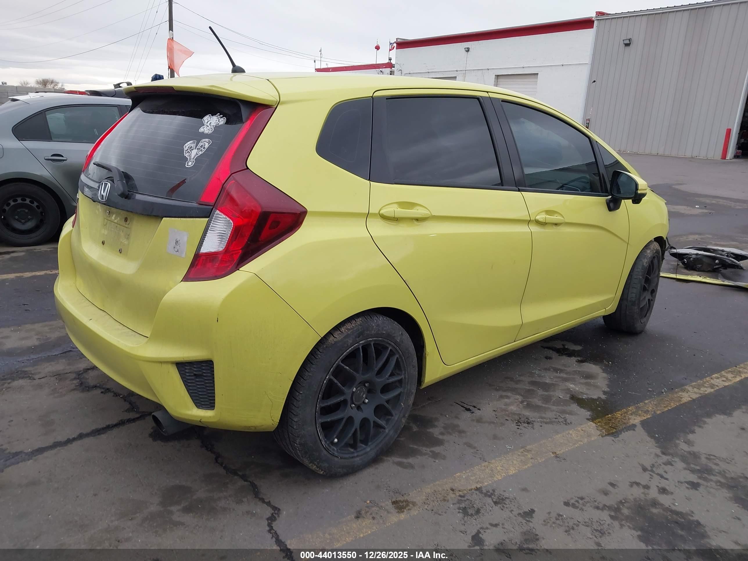 HONDA FIT image 4