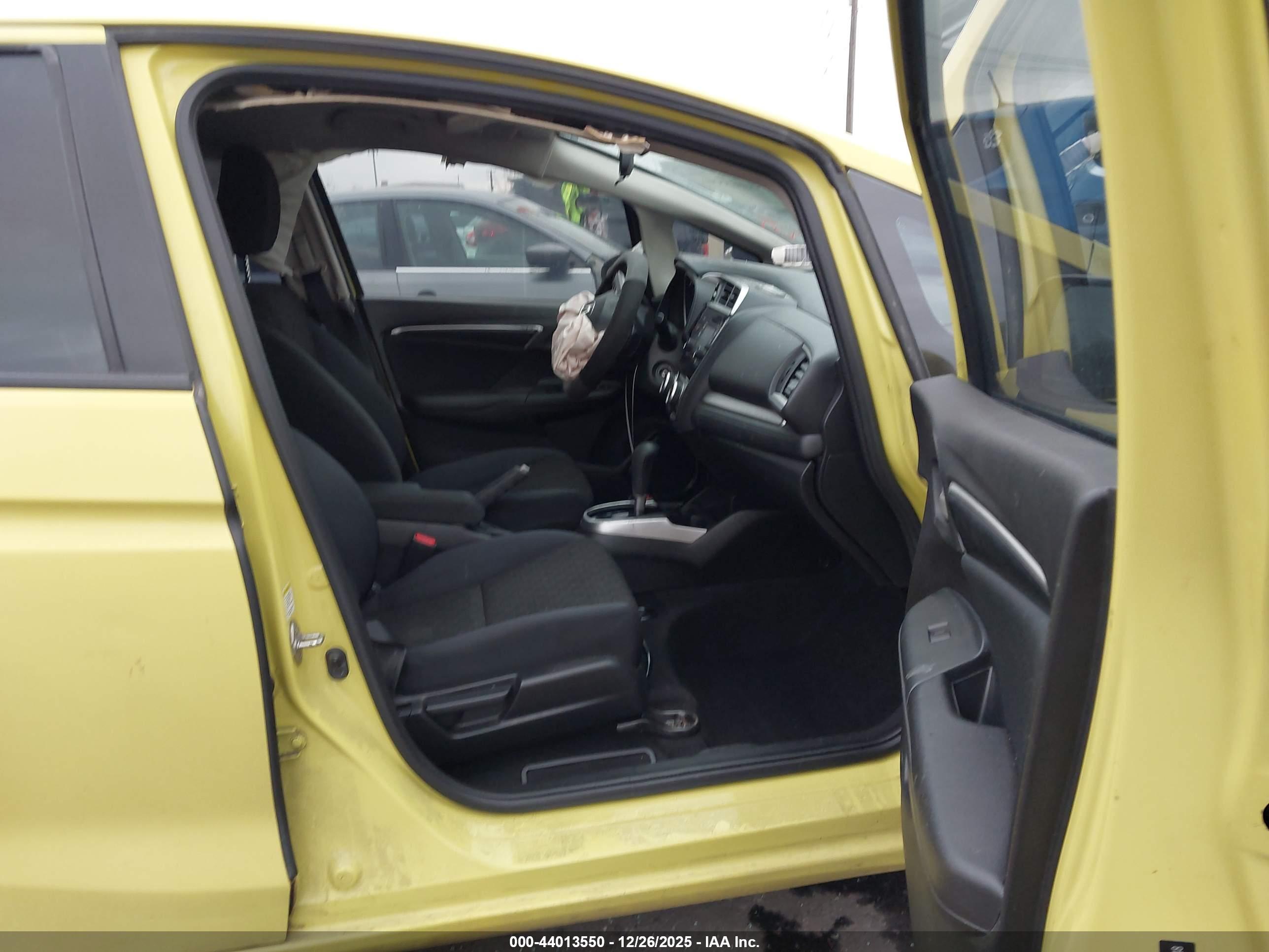 HONDA FIT image 5