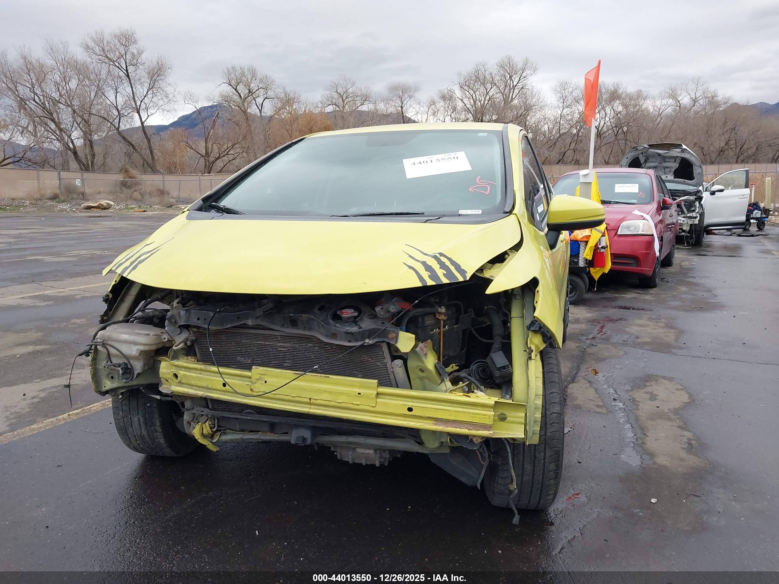 HONDA FIT image 6