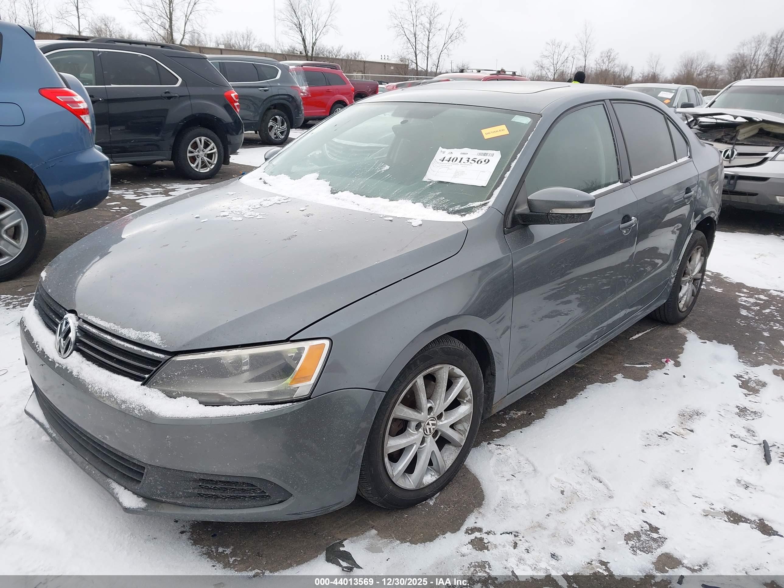VOLKSWAGEN JETTA image 2