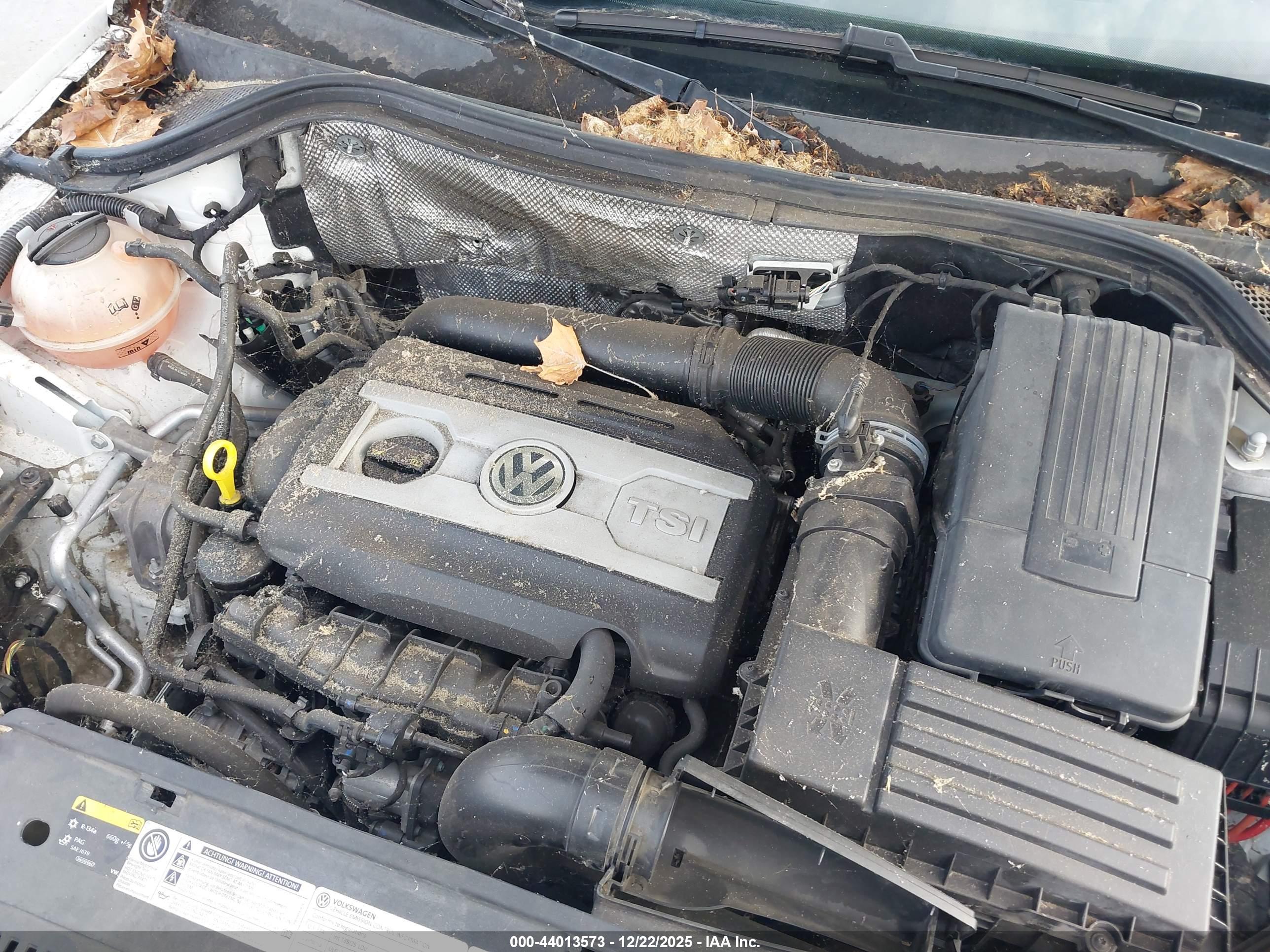 VOLKSWAGEN TIGUAN image 10