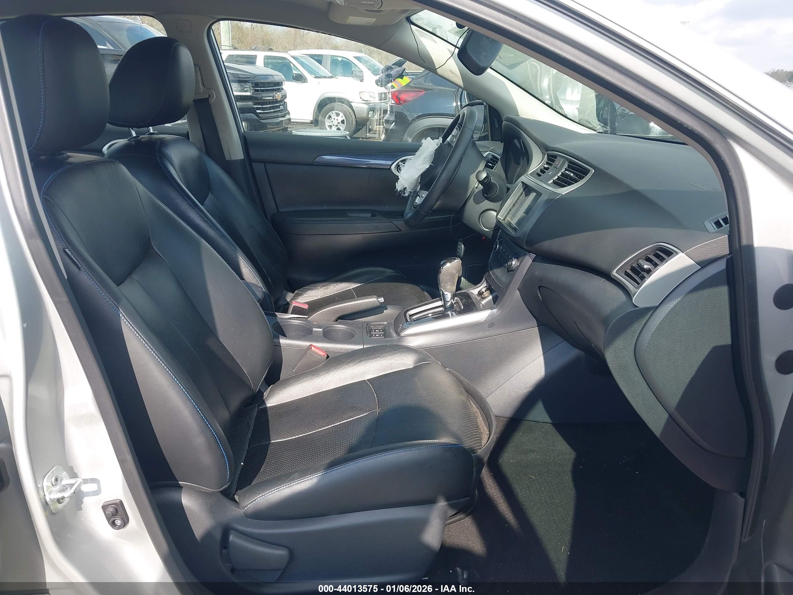 NISSAN SENTRA image 5
