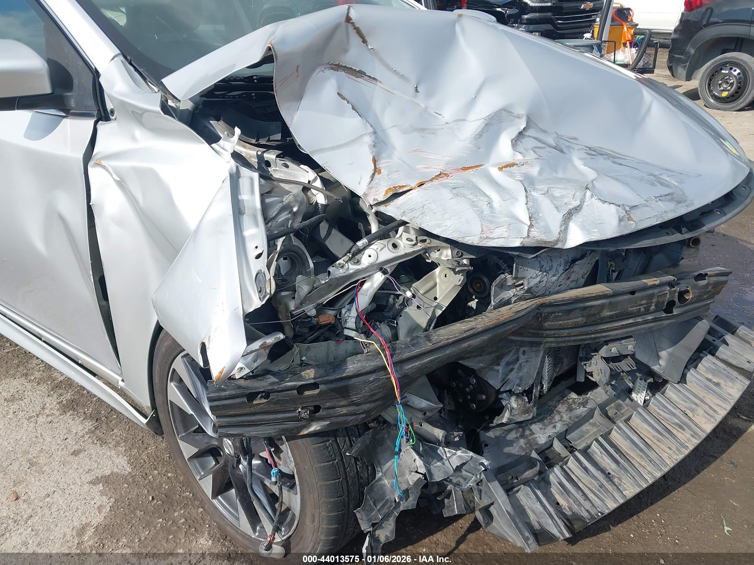 NISSAN SENTRA image 6
