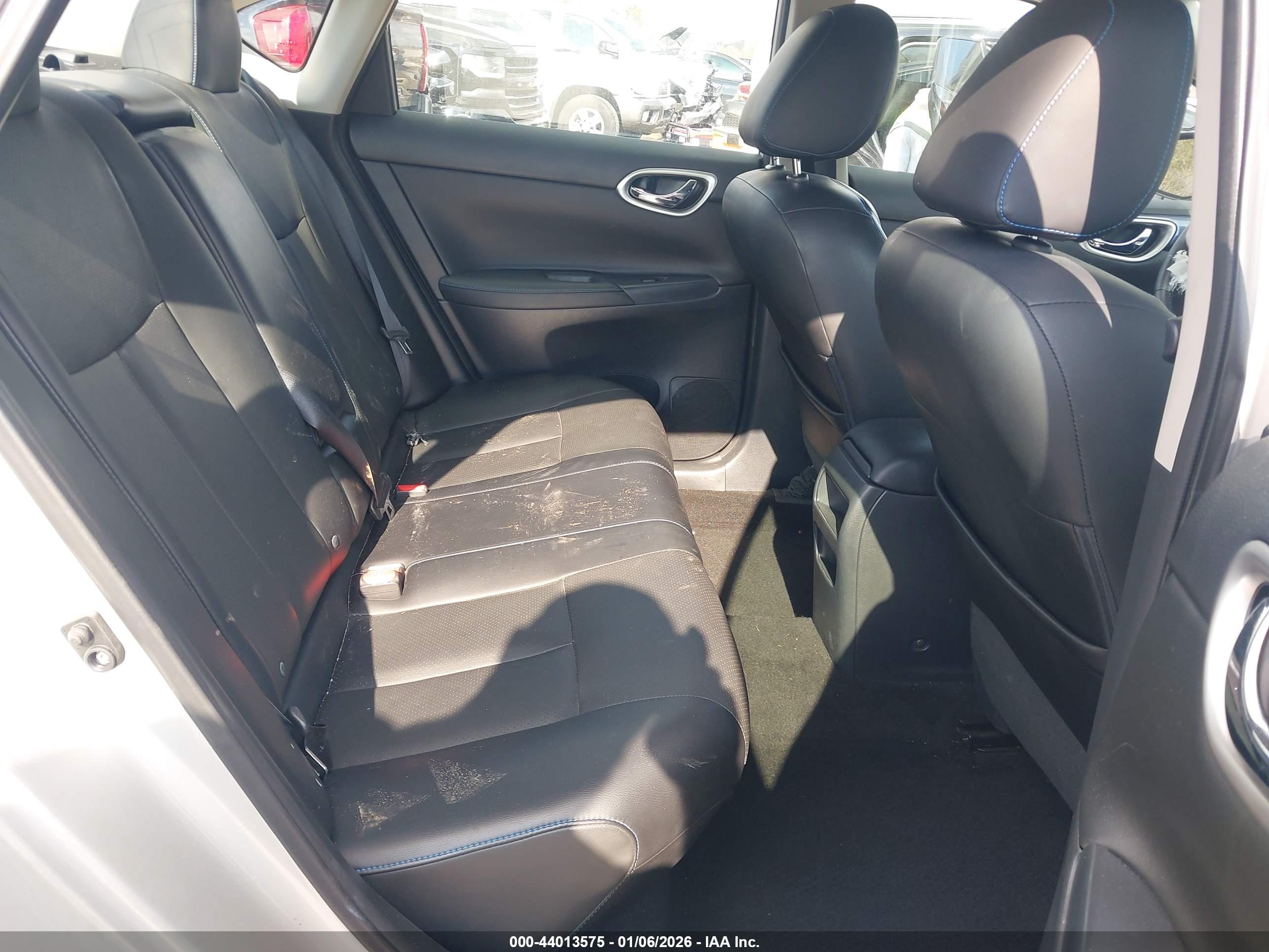 NISSAN SENTRA image 8
