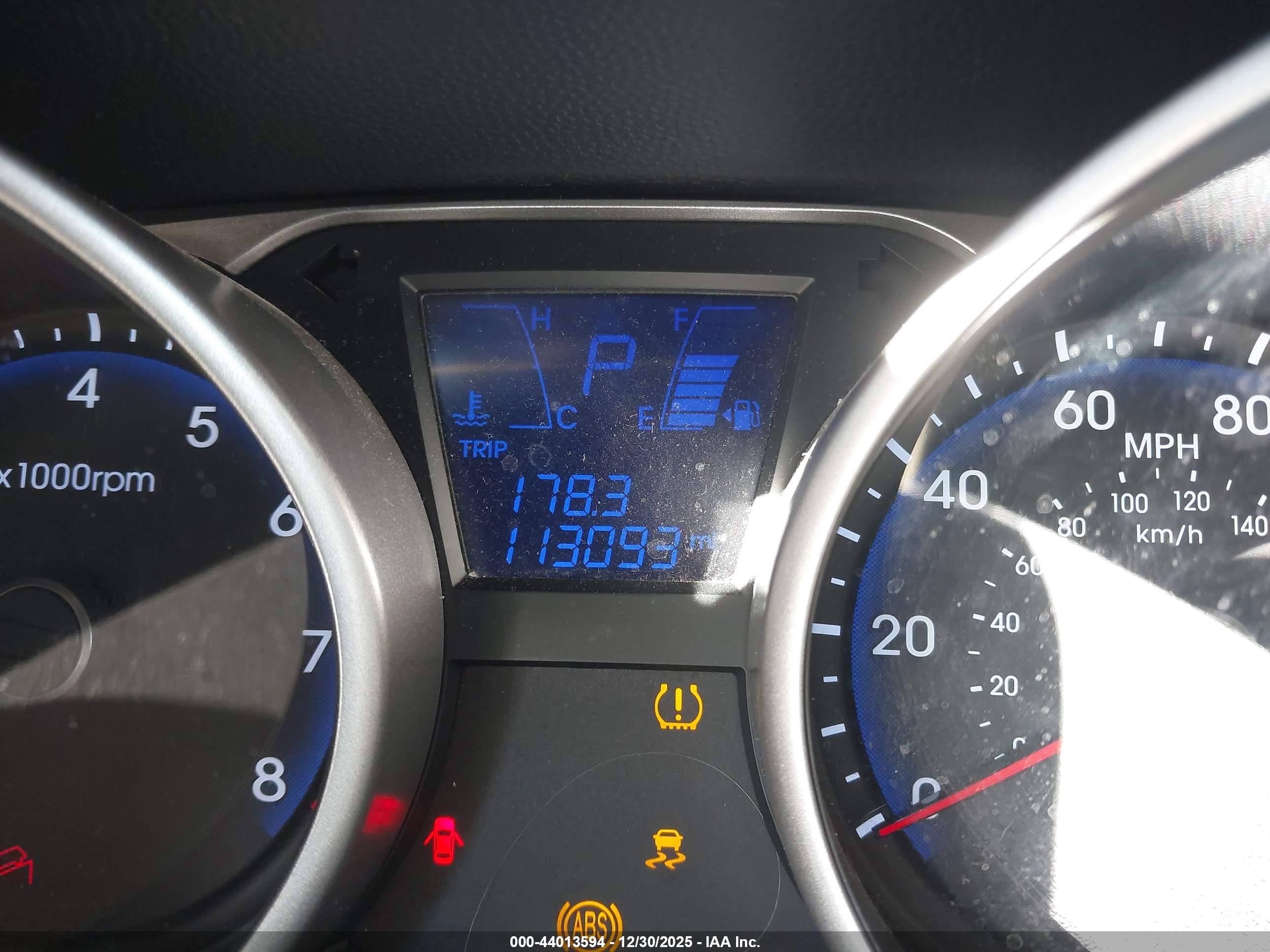 HYUNDAI TUCSON image 7