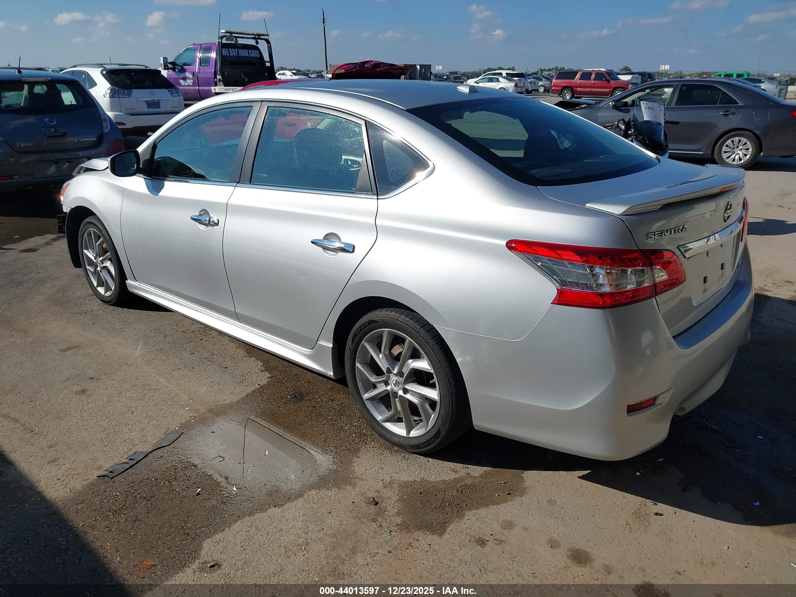 NISSAN SENTRA image 3