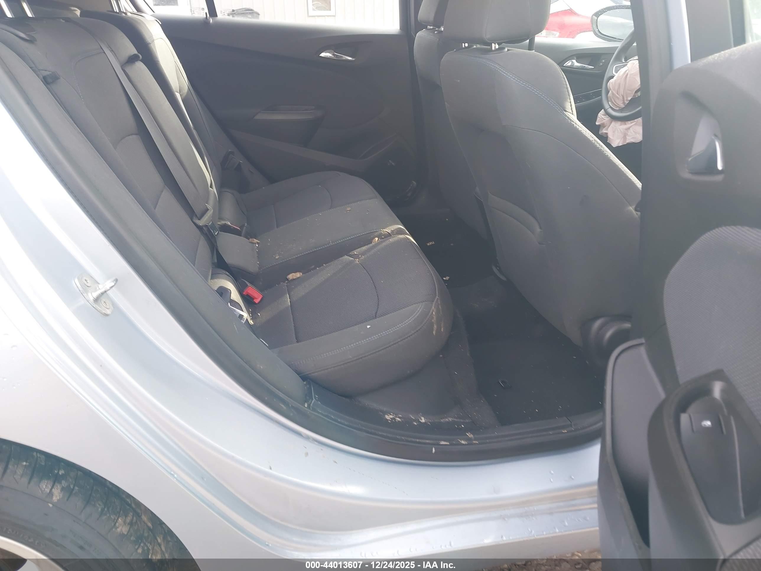 CHEVROLET CRUZE image 8