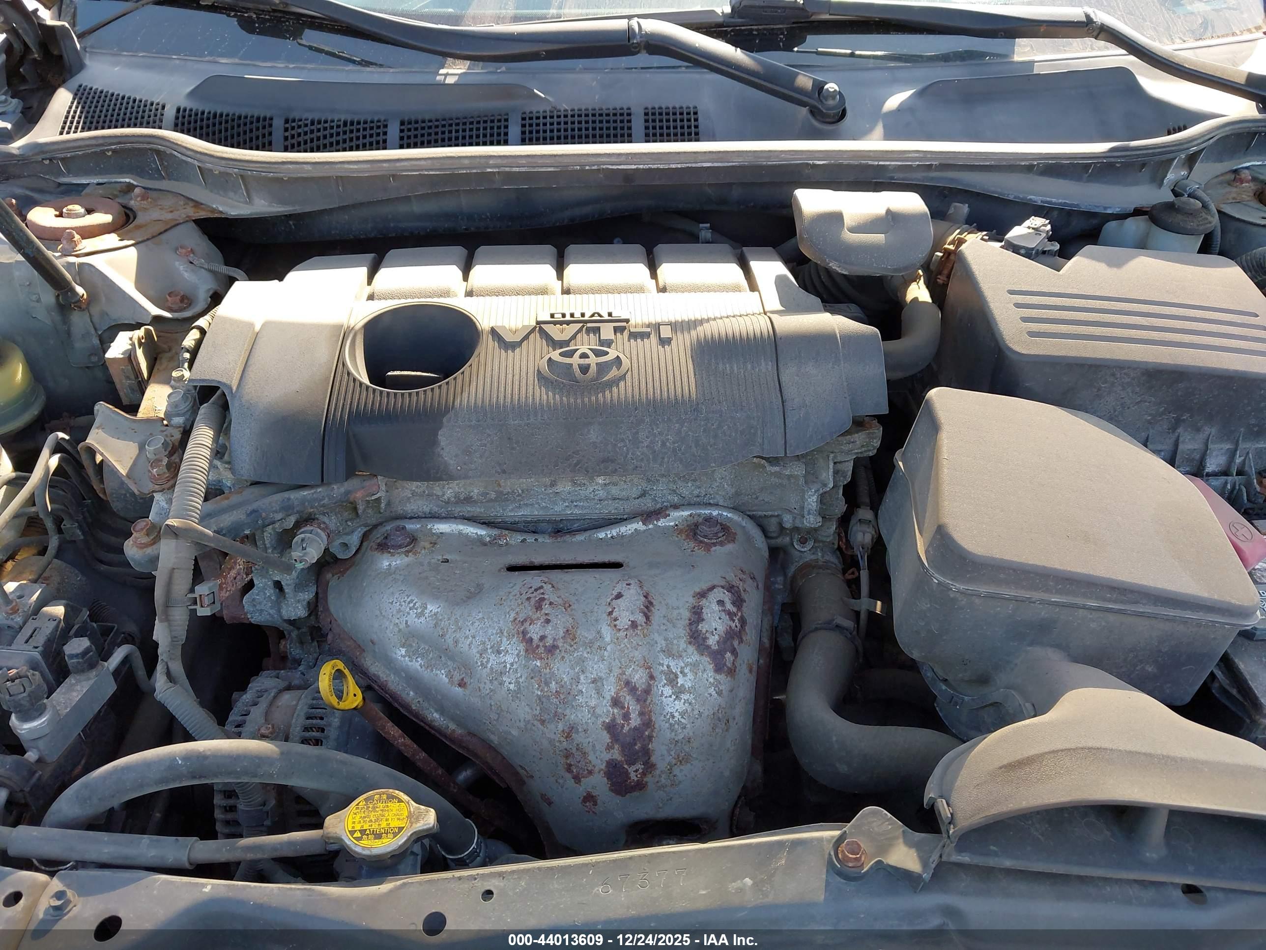 TOYOTA CAMRY image 10