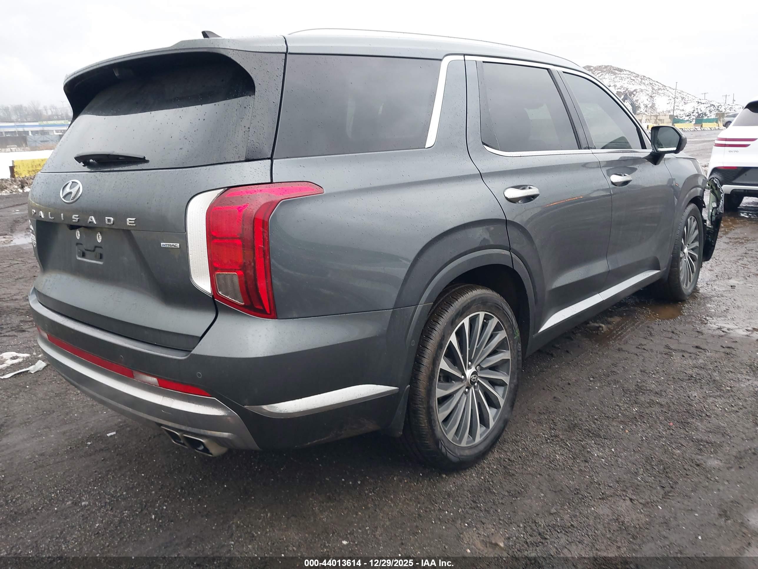 HYUNDAI PALISADE image 4