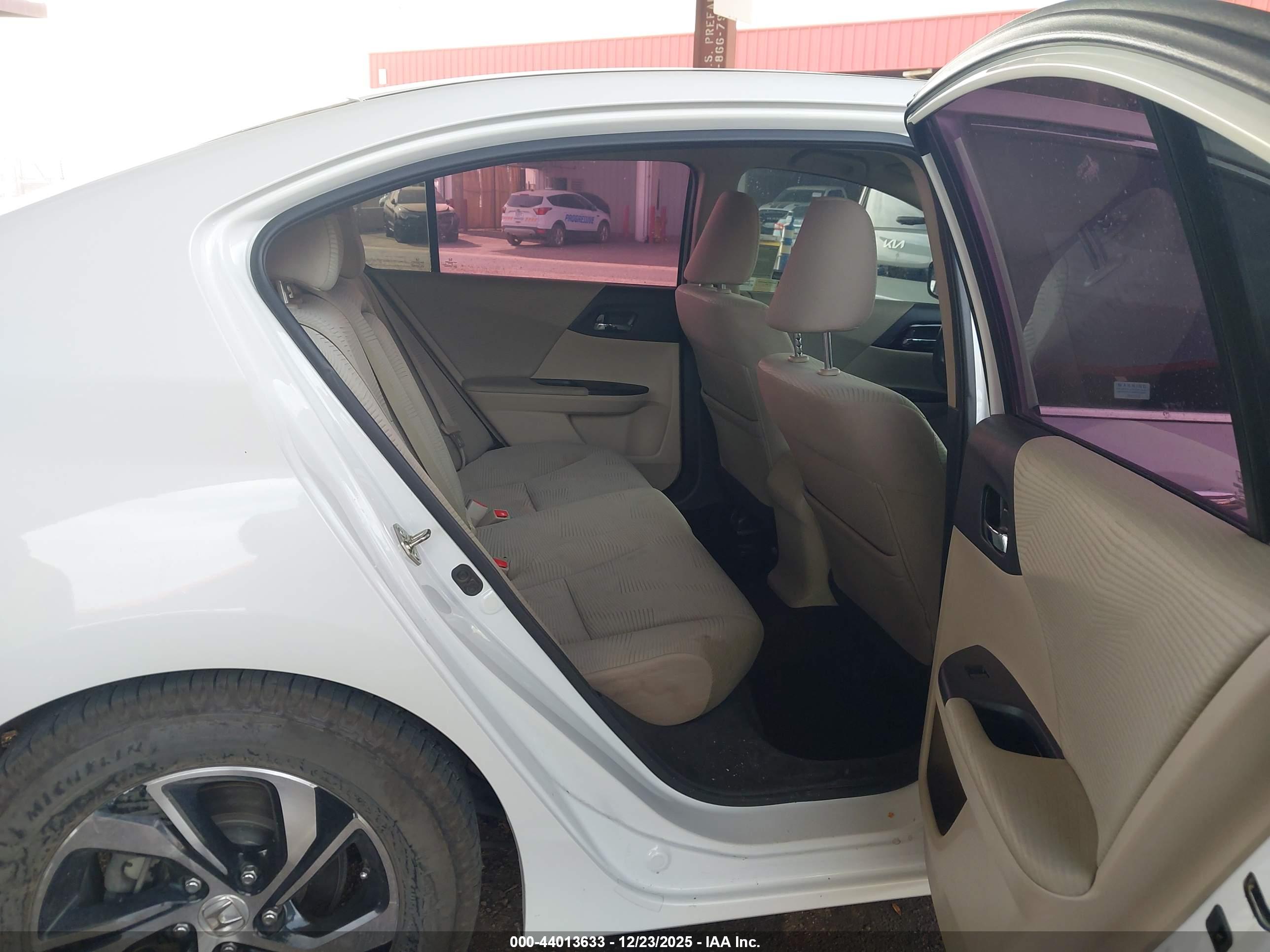 HONDA ACCORD image 8