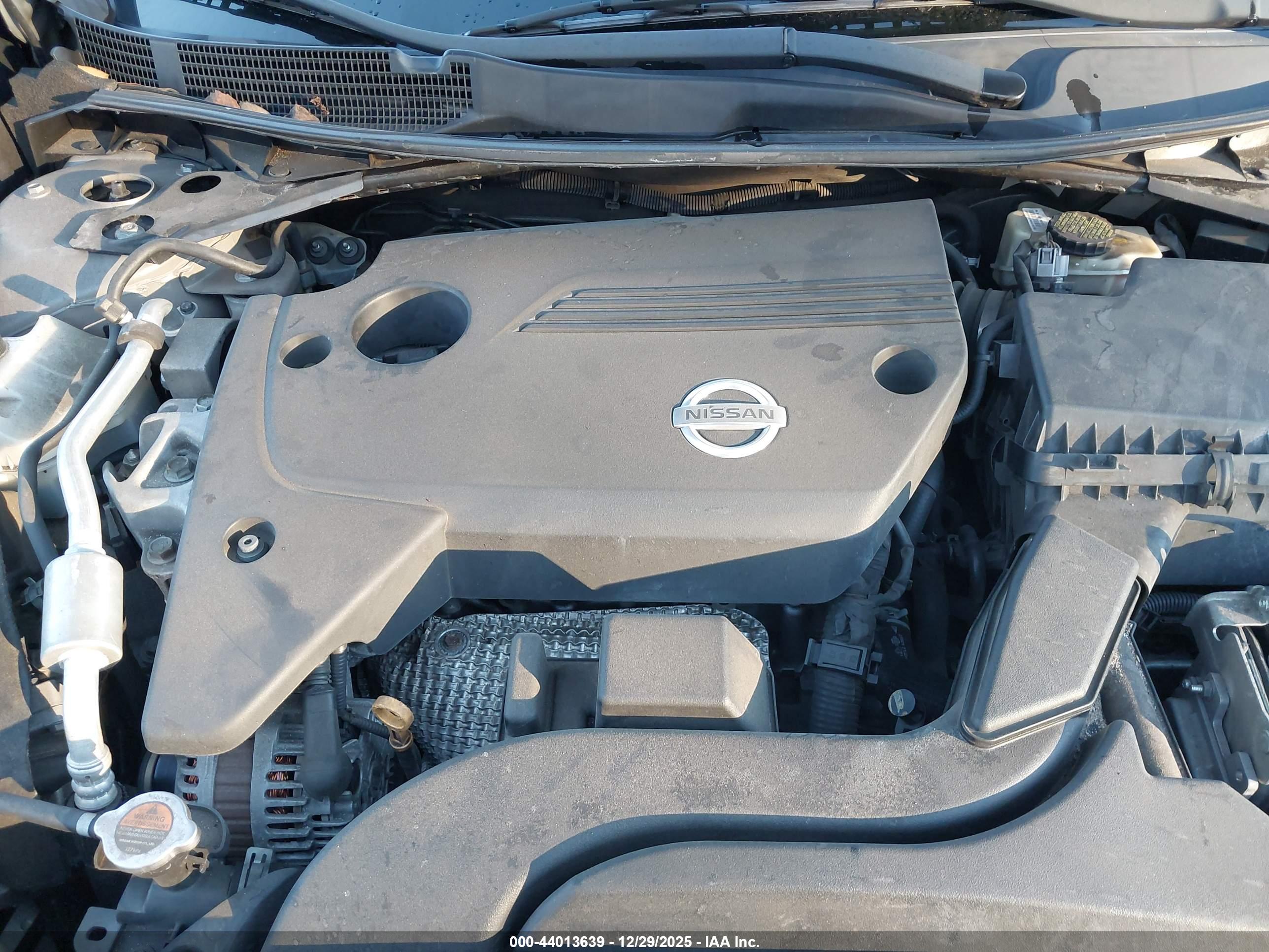 NISSAN ALTIMA image 10