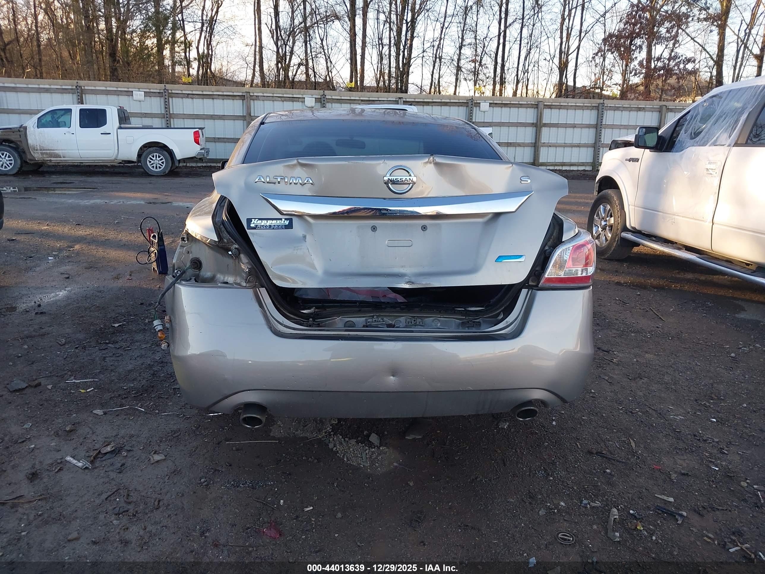 NISSAN ALTIMA image 6