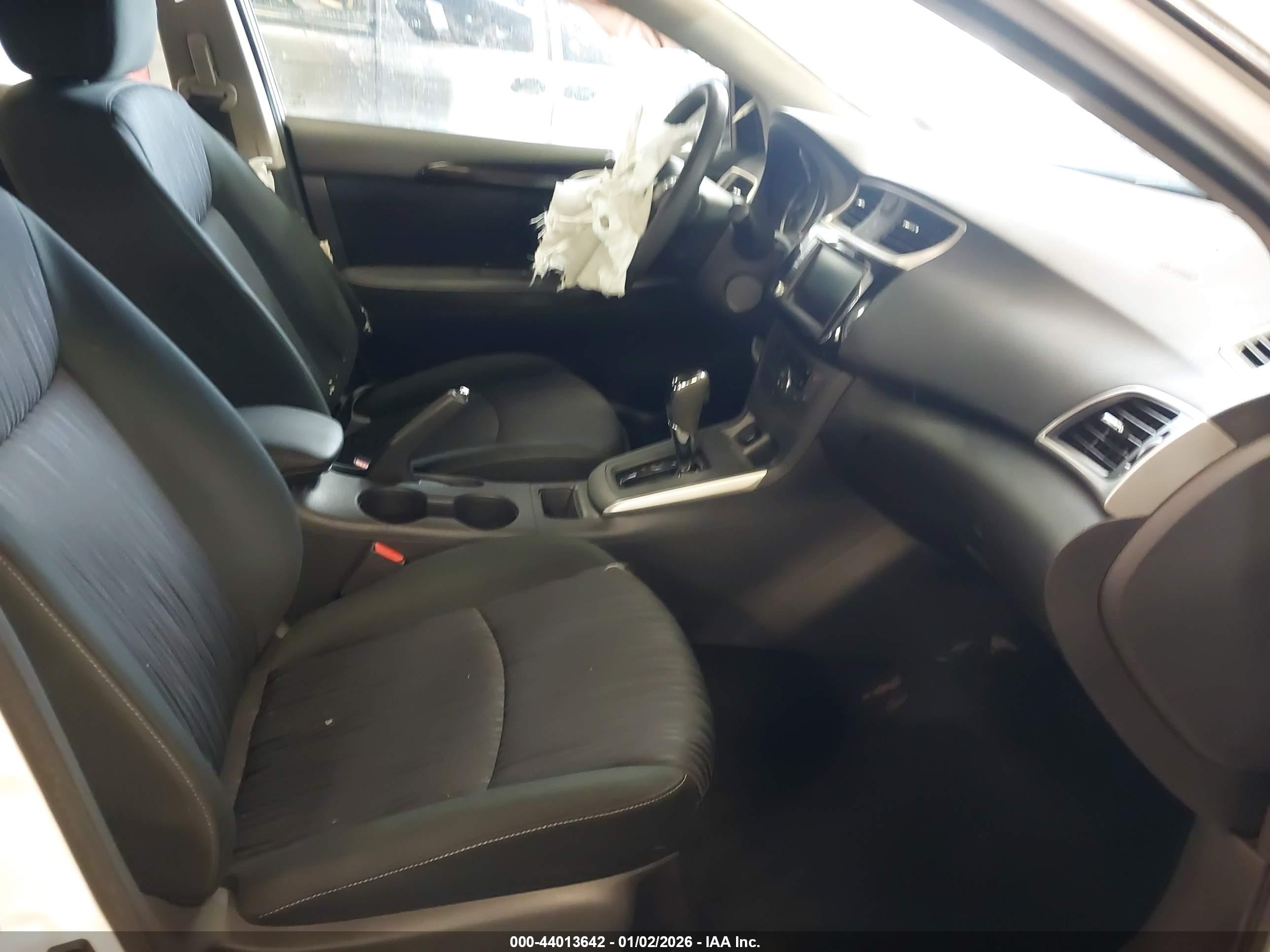 NISSAN SENTRA image 5