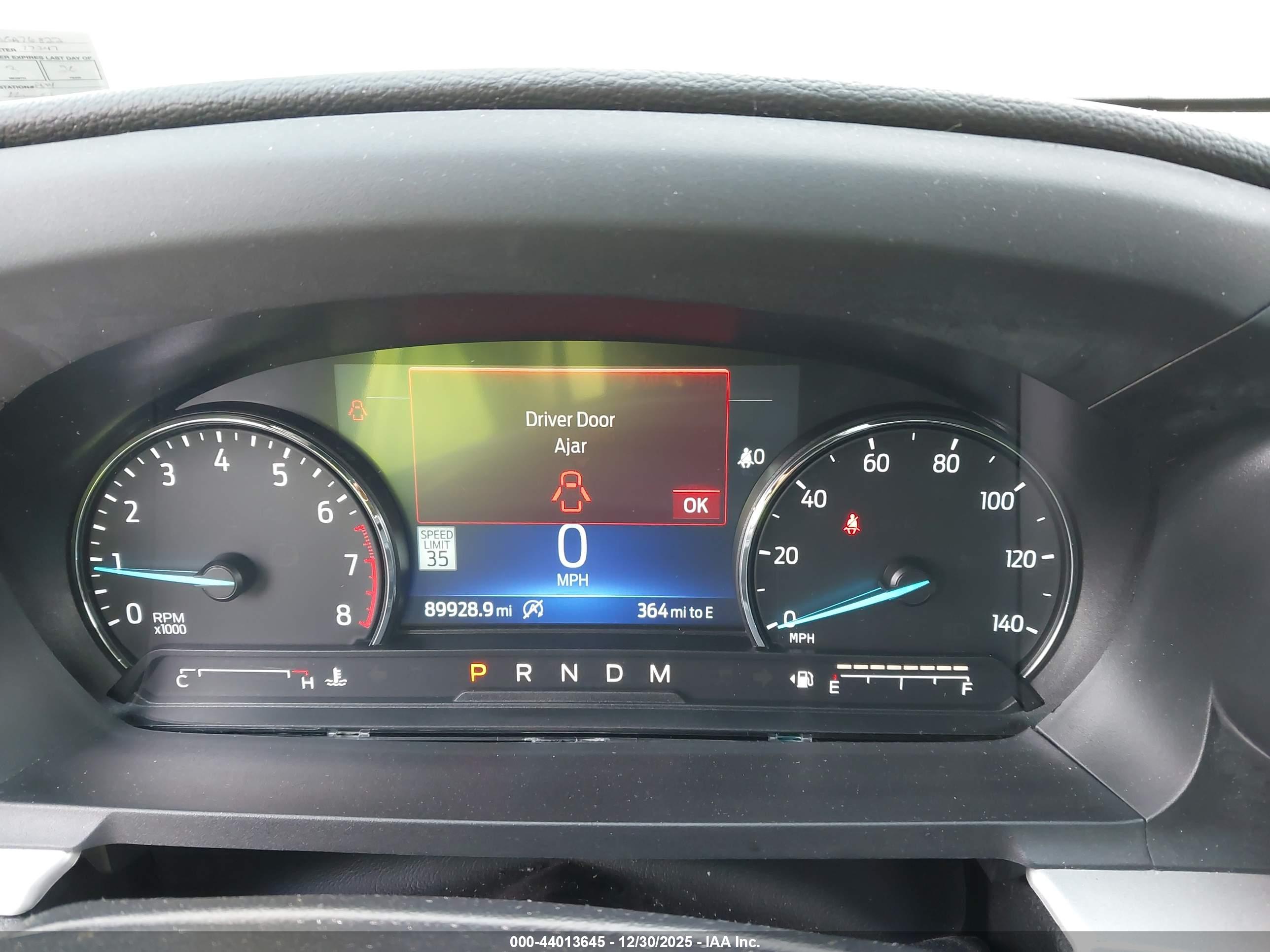 FORD EXPLORER image 7