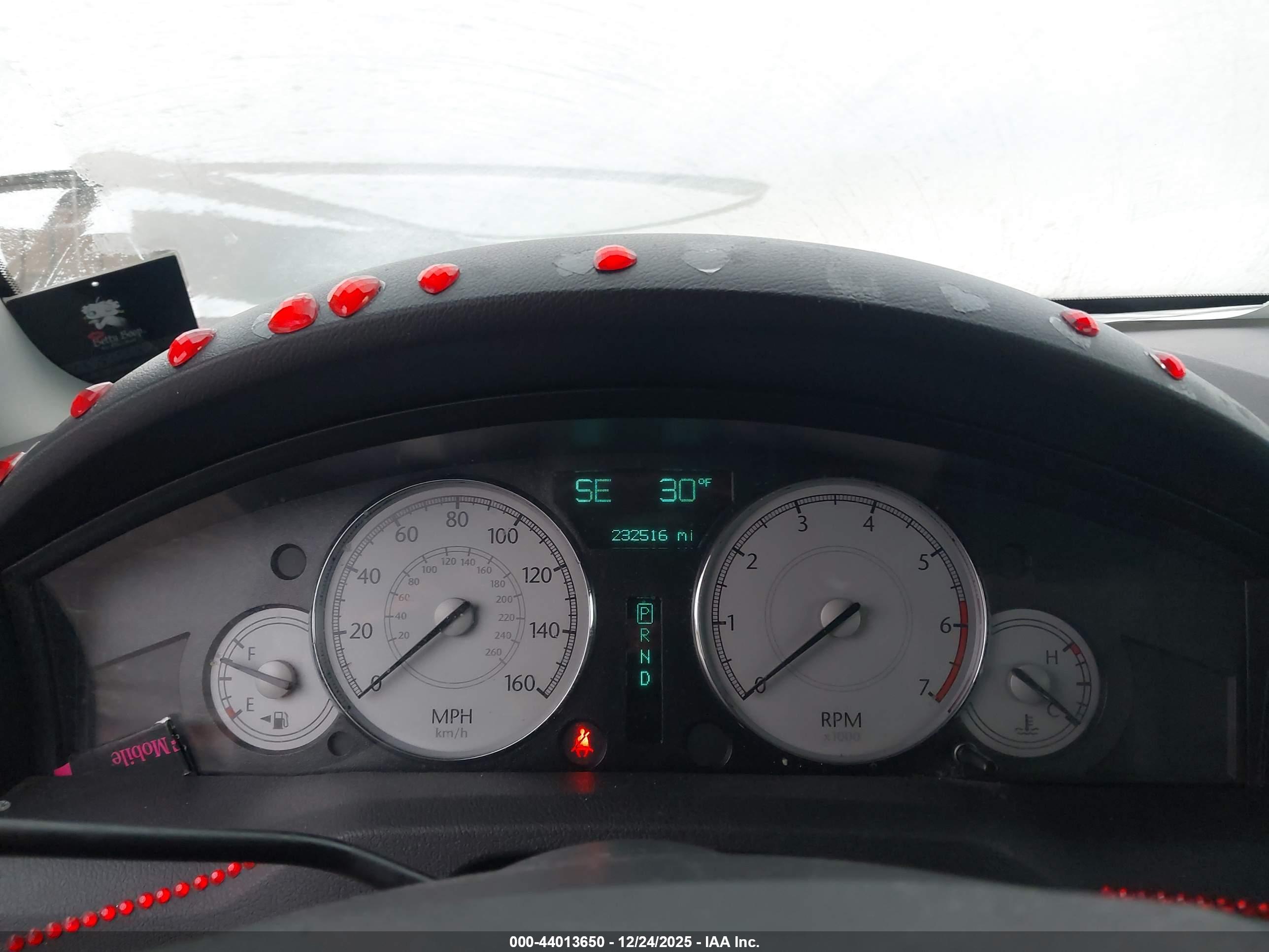 CHRYSLER 300C image 7