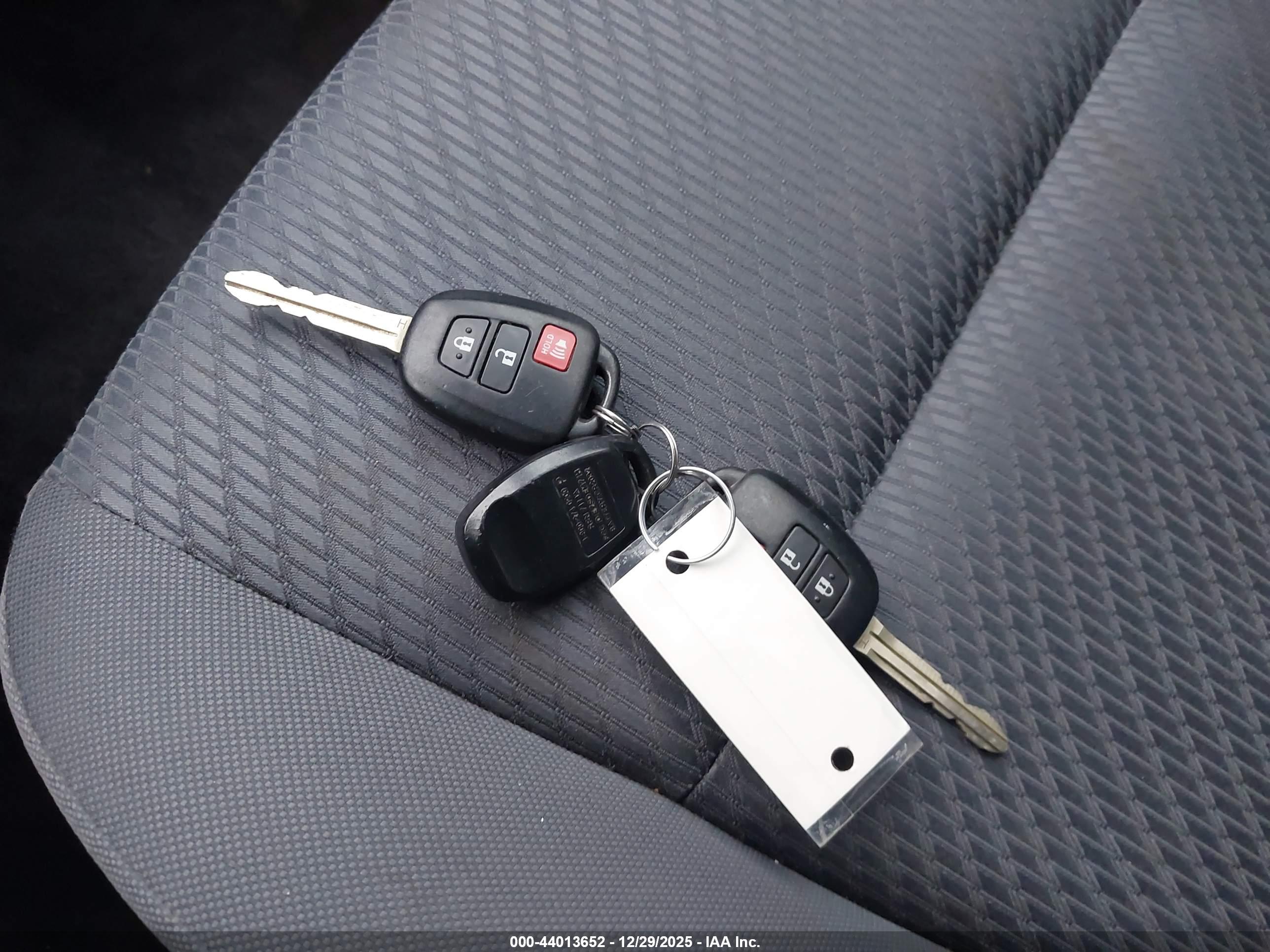 TOYOTA HIGHLANDER image 11