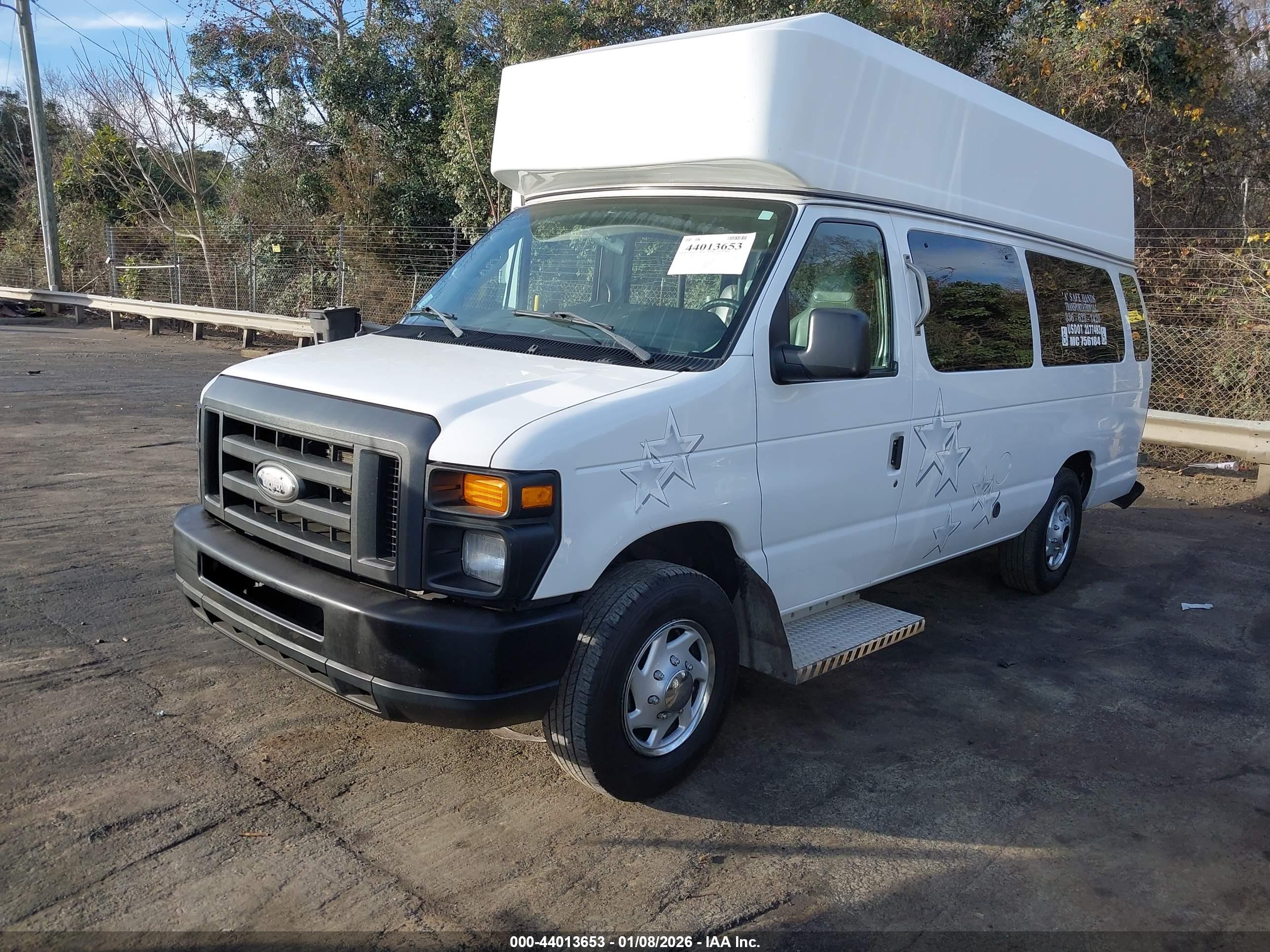 FORD E-350 image 2