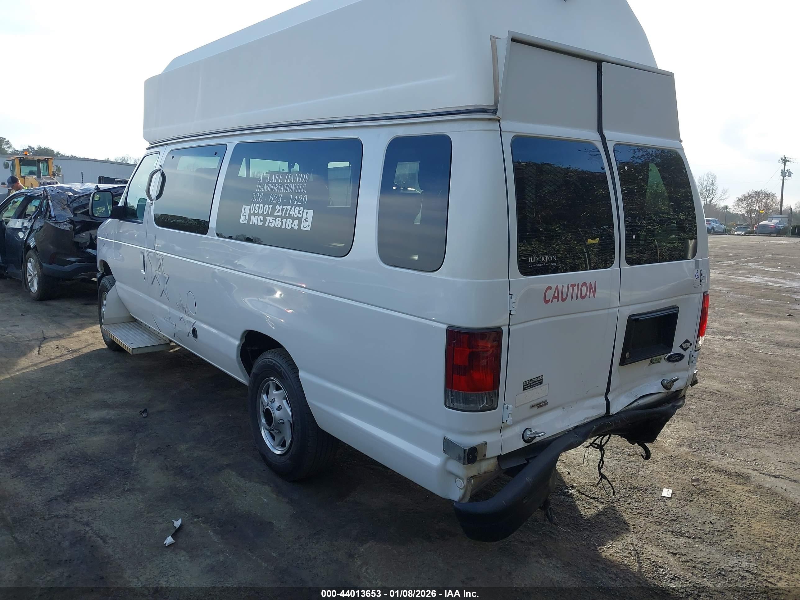 FORD E-350 image 3
