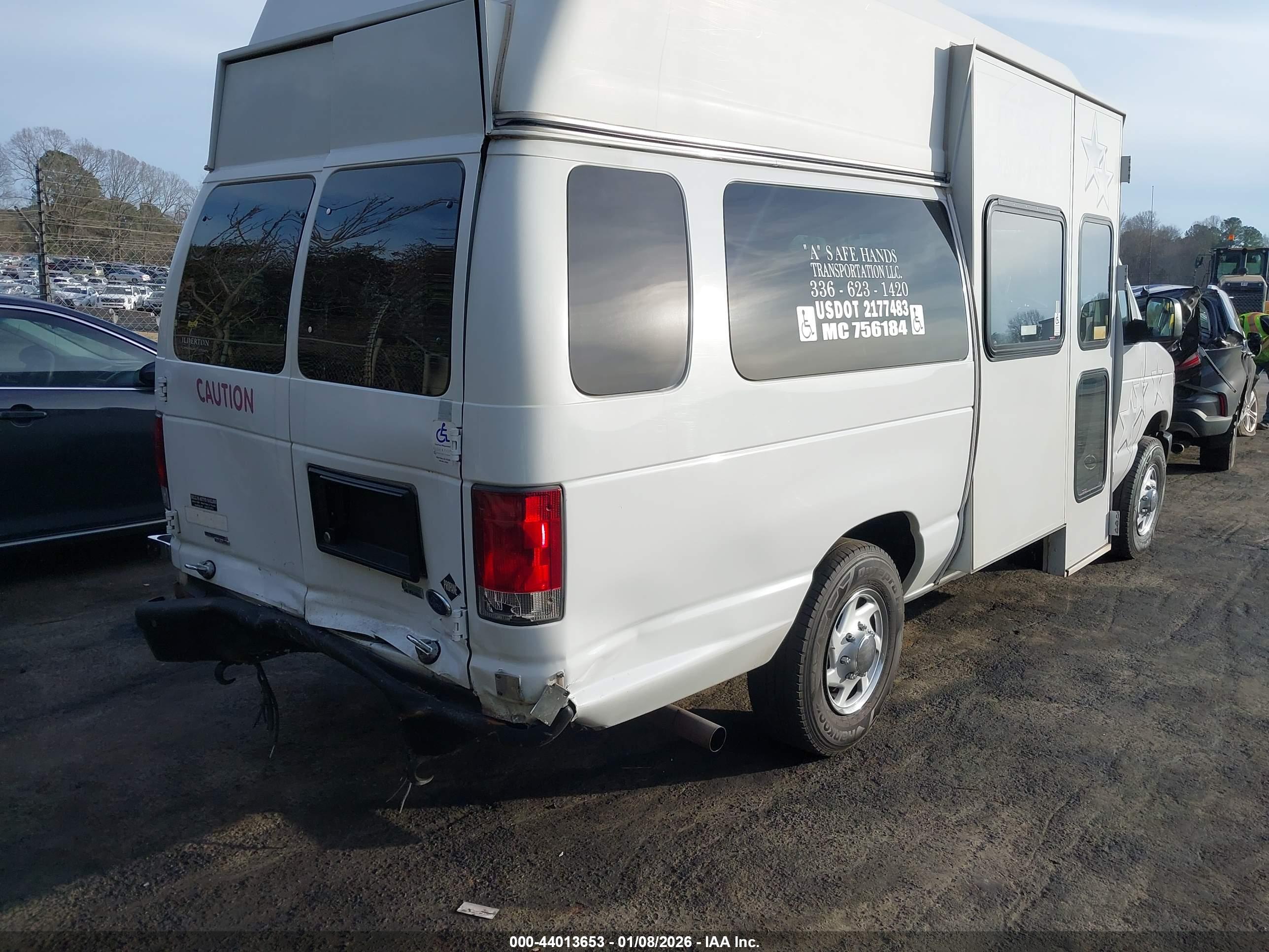 FORD E-350 image 4