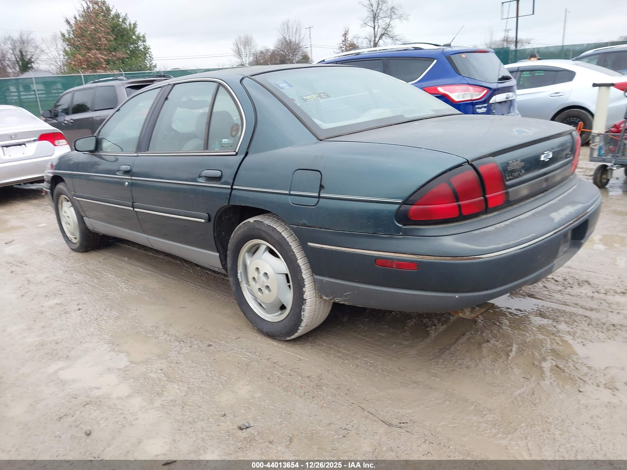 CHEVROLET LUMINA image 3