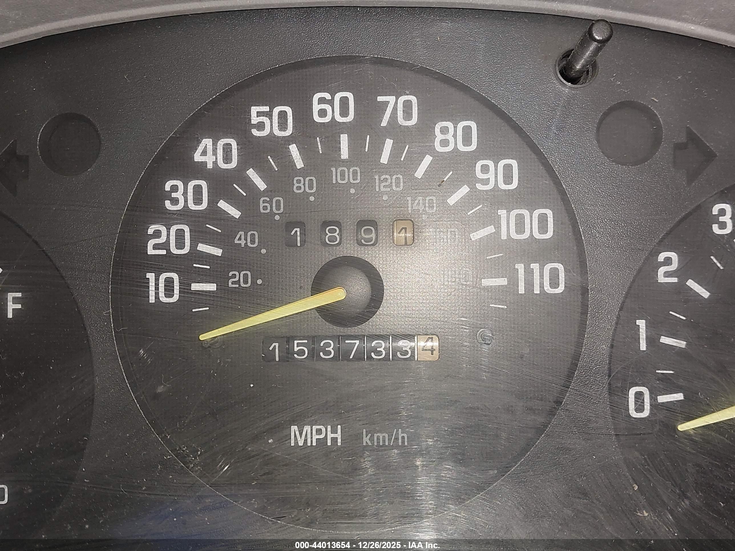 CHEVROLET LUMINA image 7