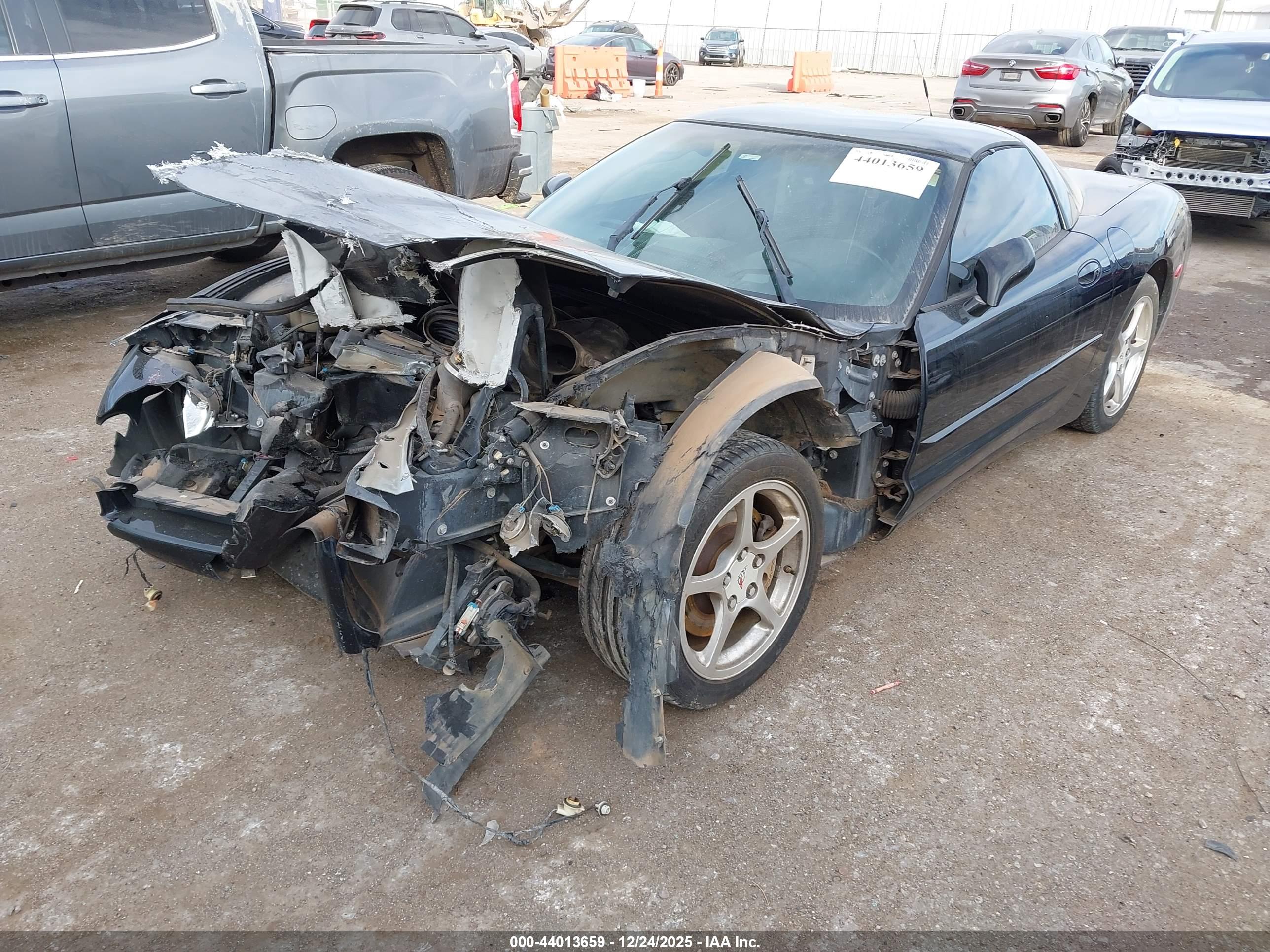 CHEVROLET CORVETTE image 2