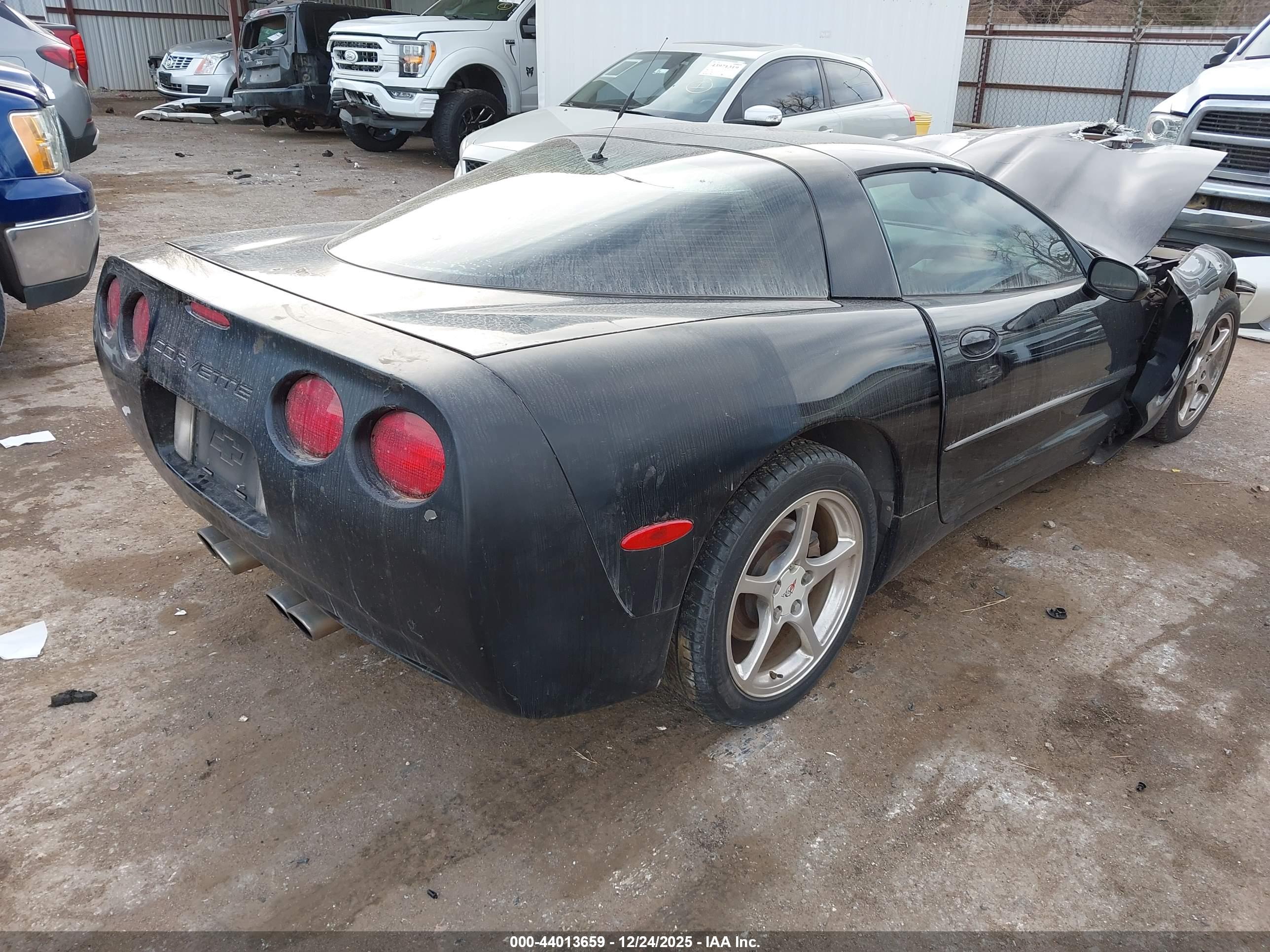 CHEVROLET CORVETTE image 4