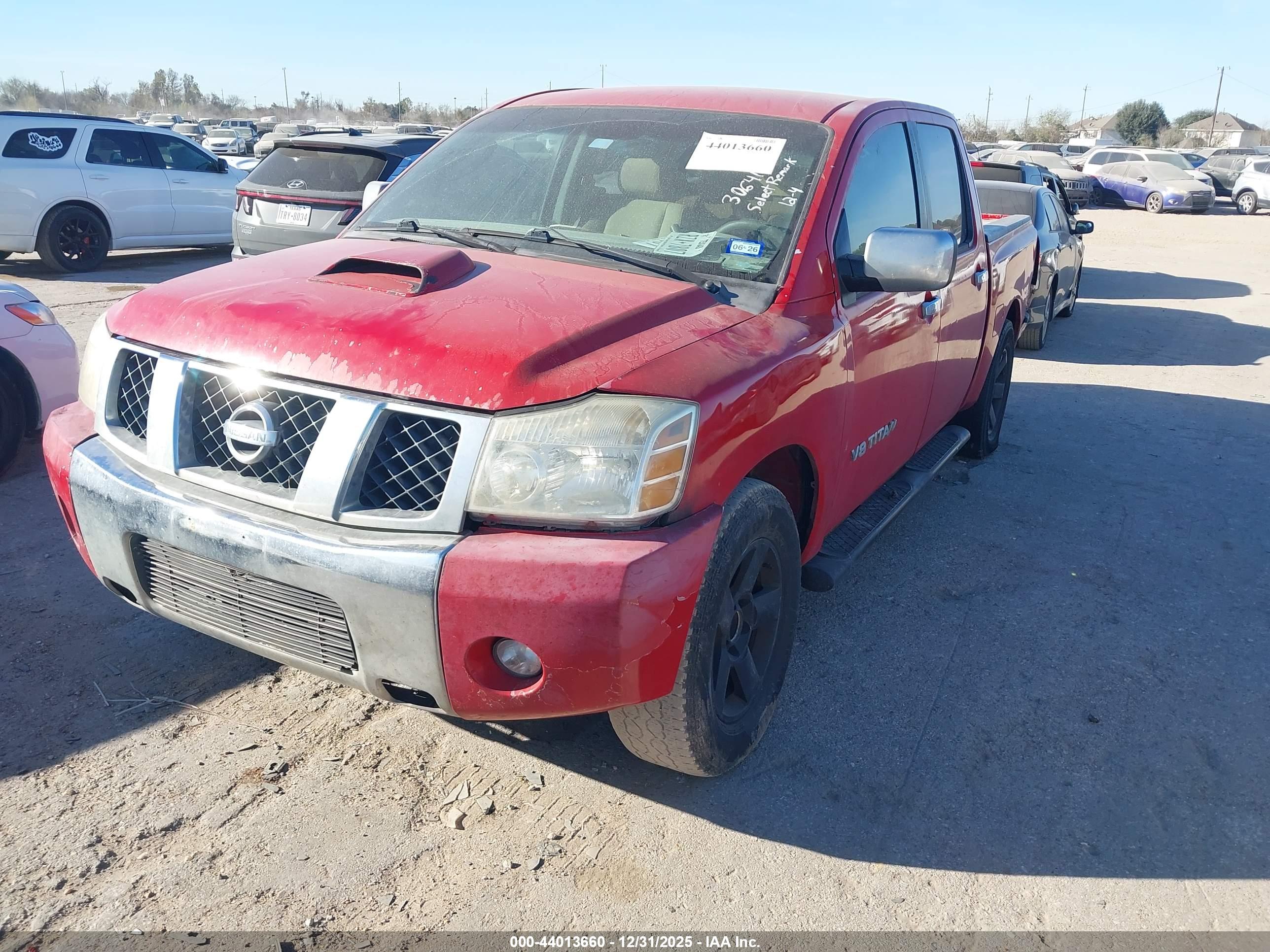 NISSAN TITAN image 2