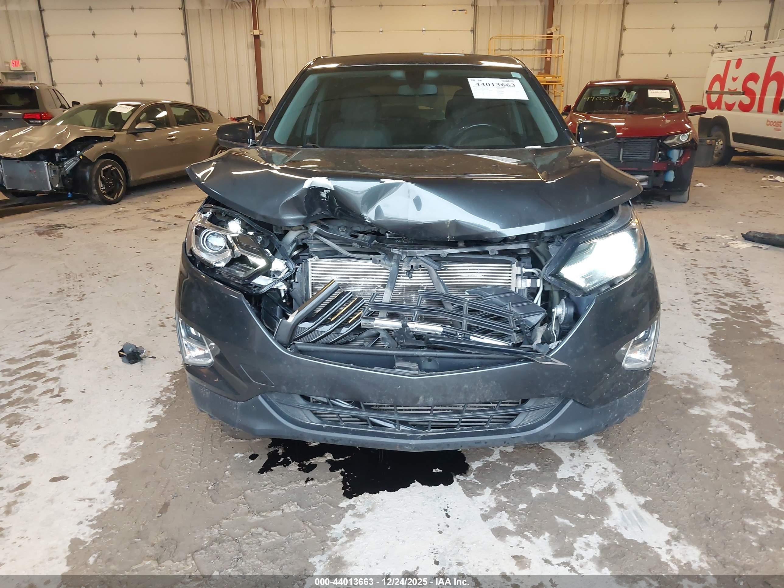 CHEVROLET EQUINOX image 6