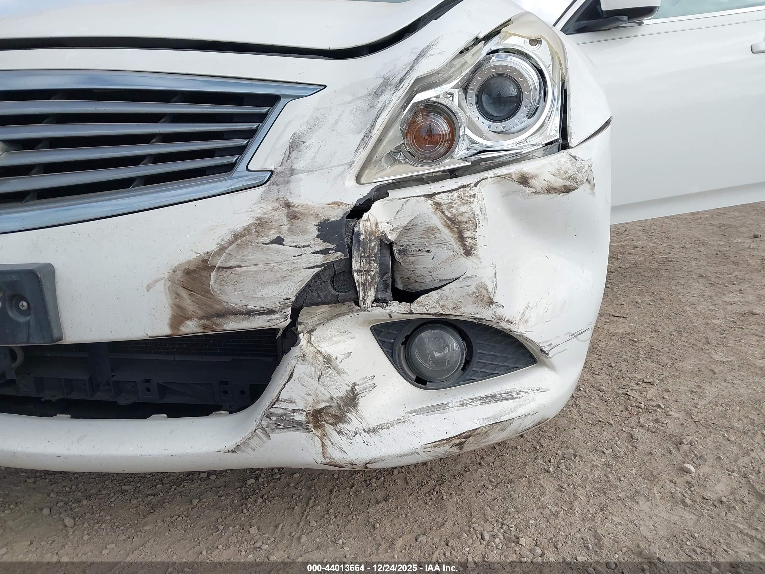 INFINITI G37 image 6