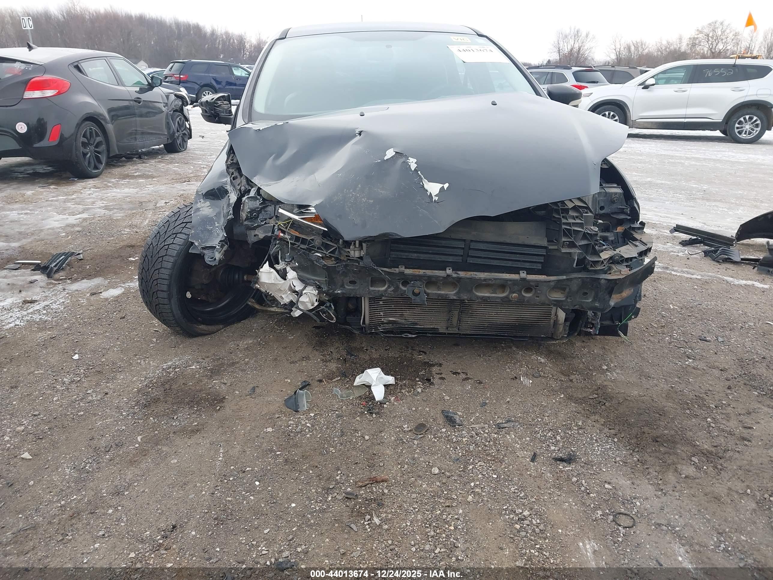 FORD FOCUS image 6