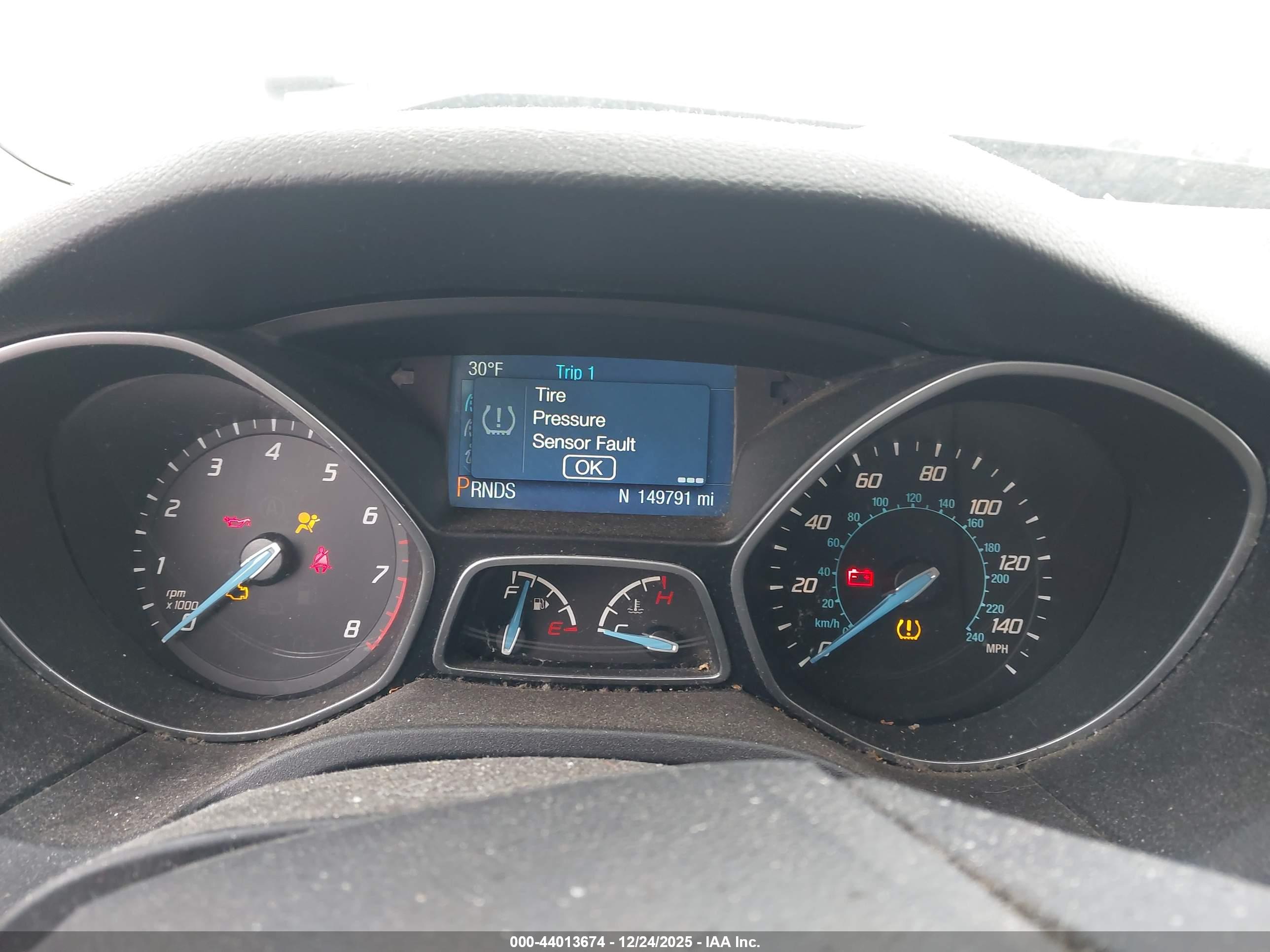 FORD FOCUS image 7