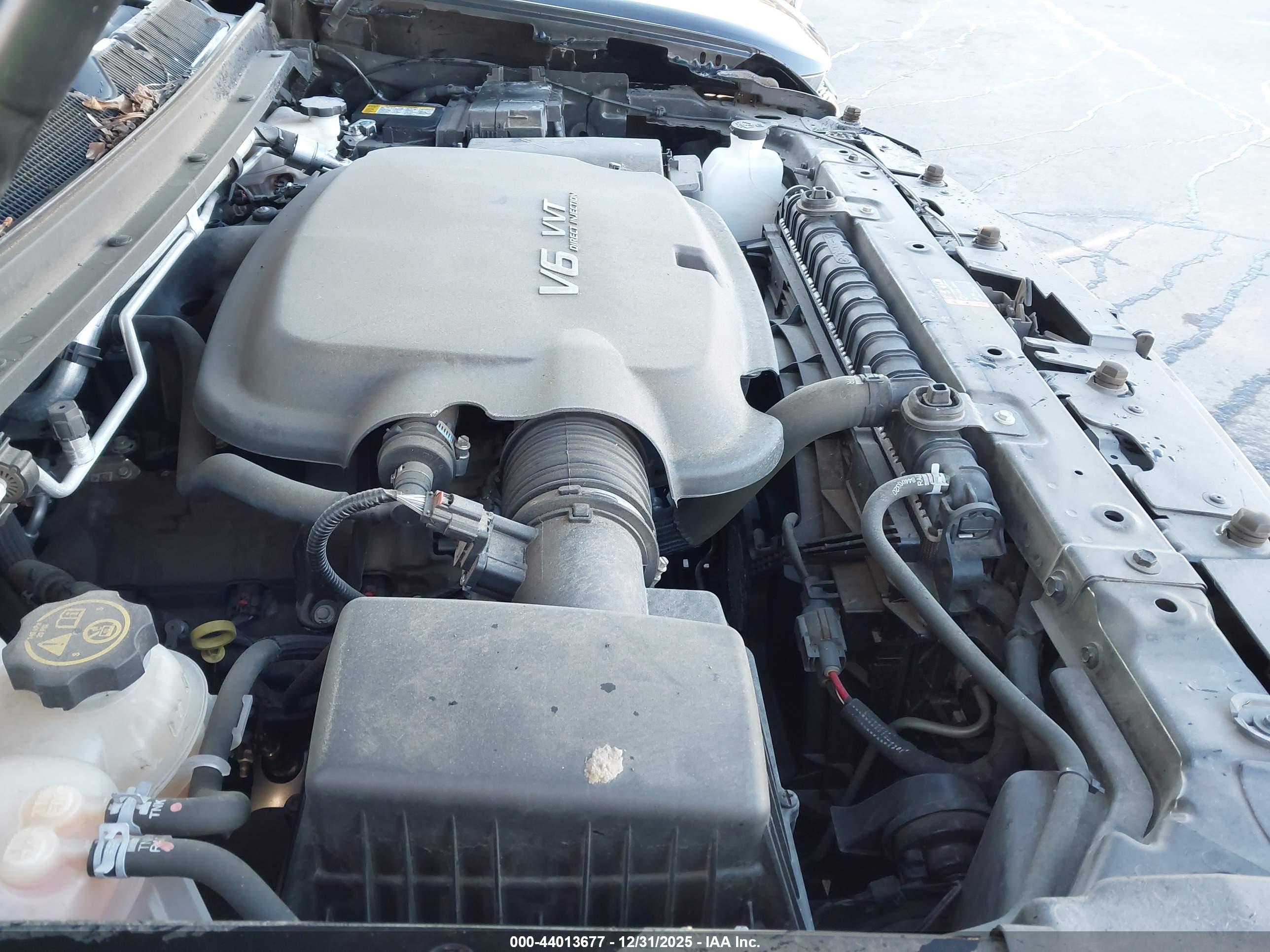 CHEVROLET COLORADO image 10