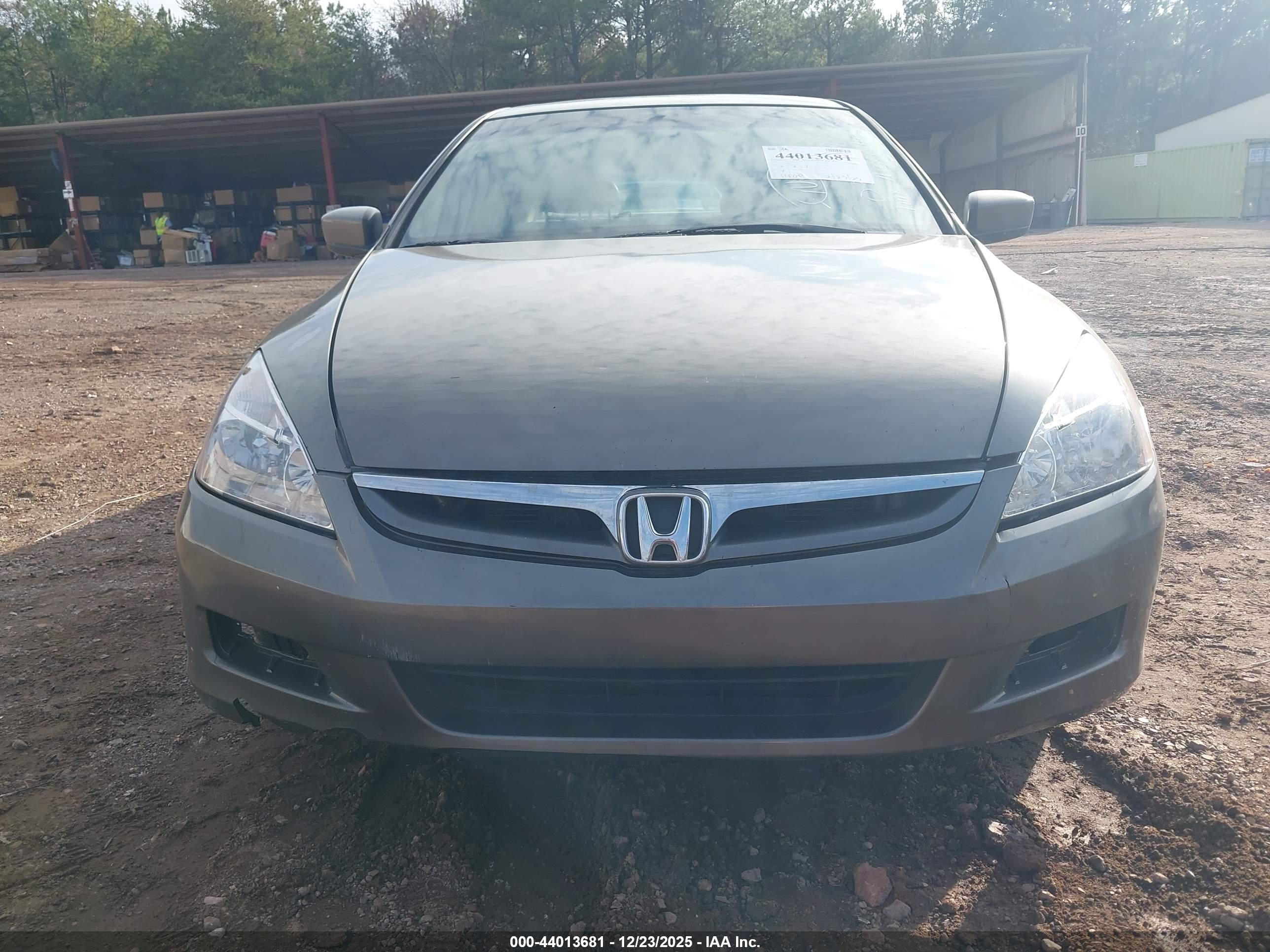 HONDA ACCORD image 6