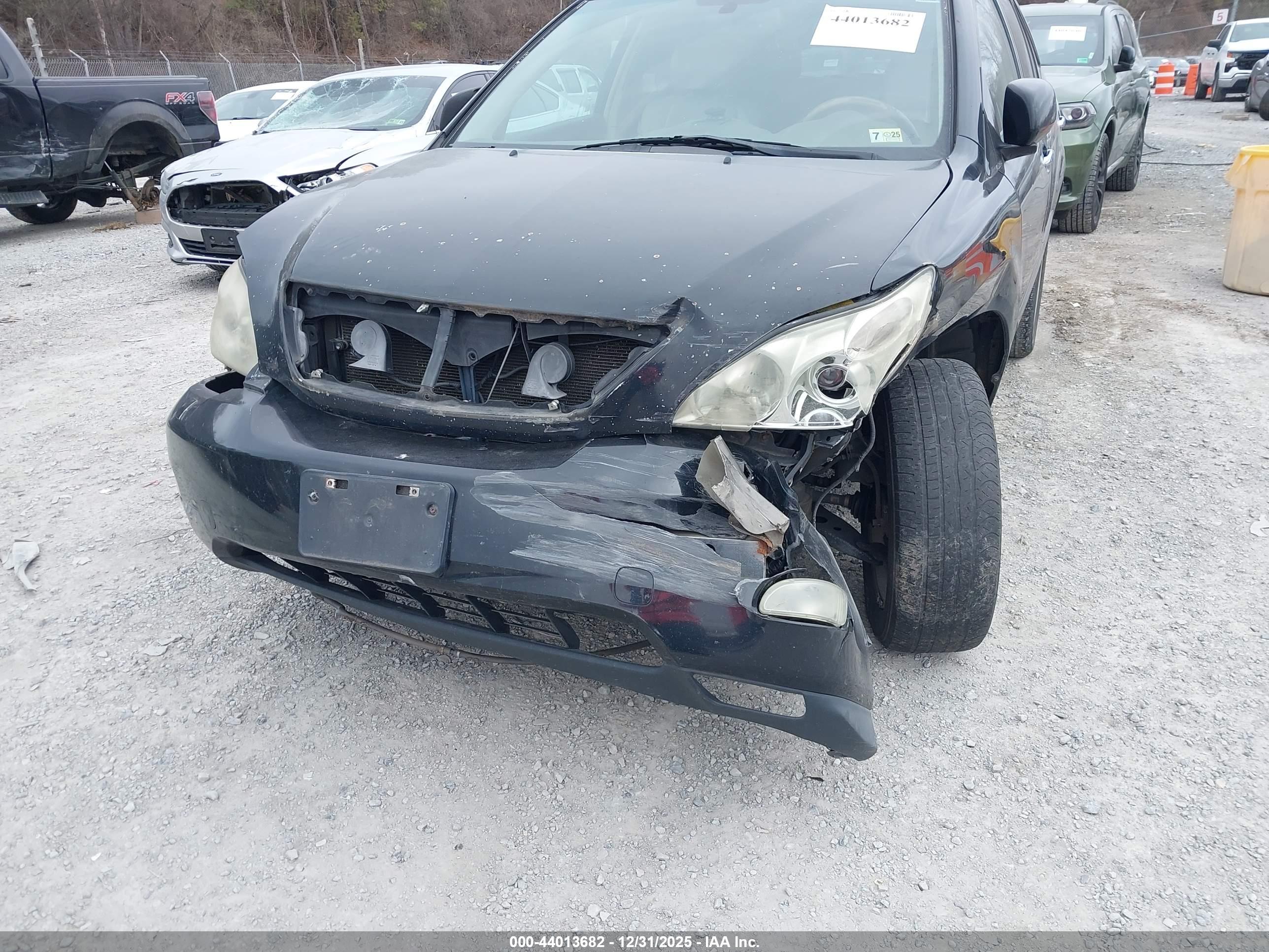 LEXUS RX image 6