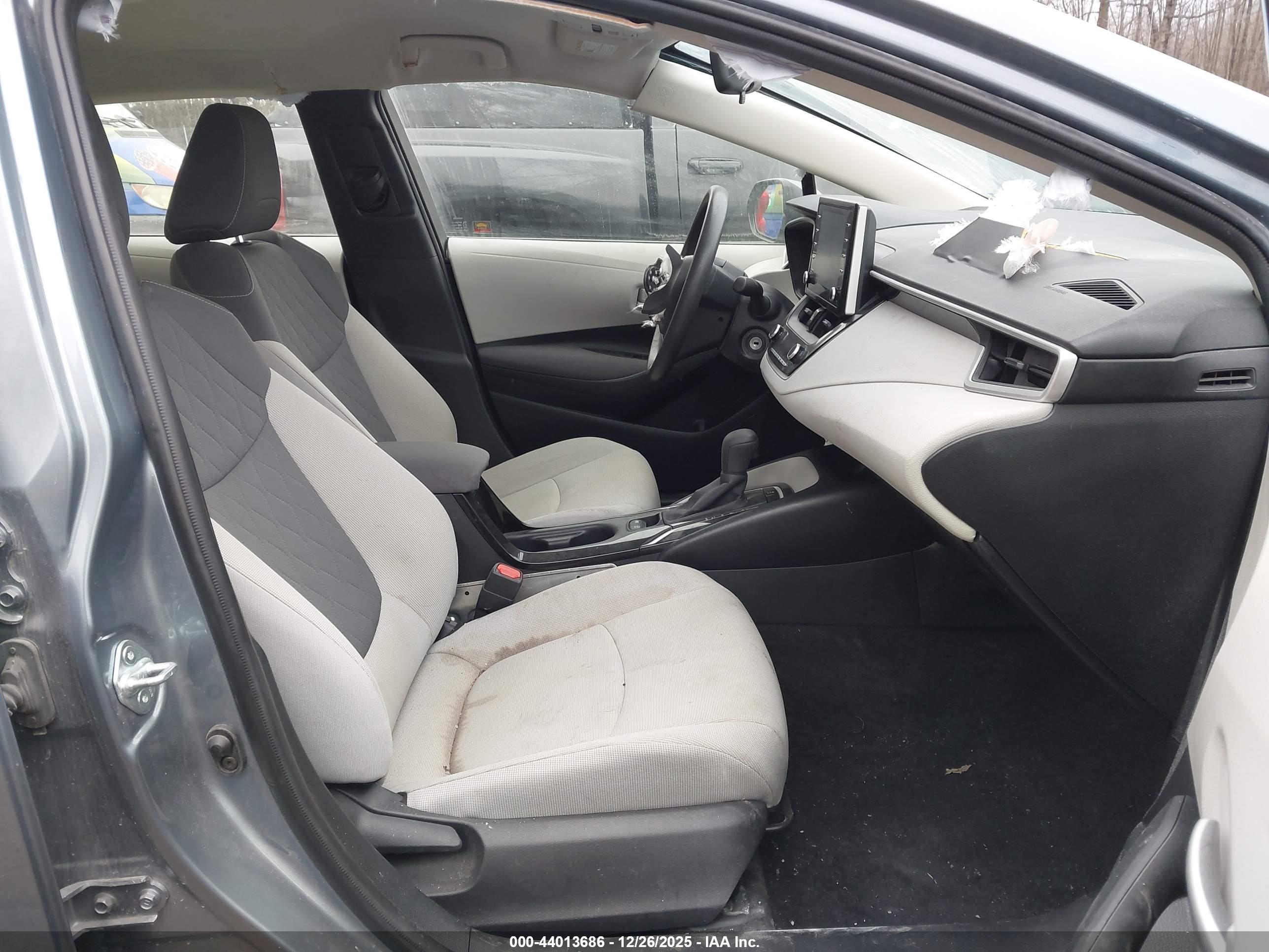 TOYOTA COROLLA image 5