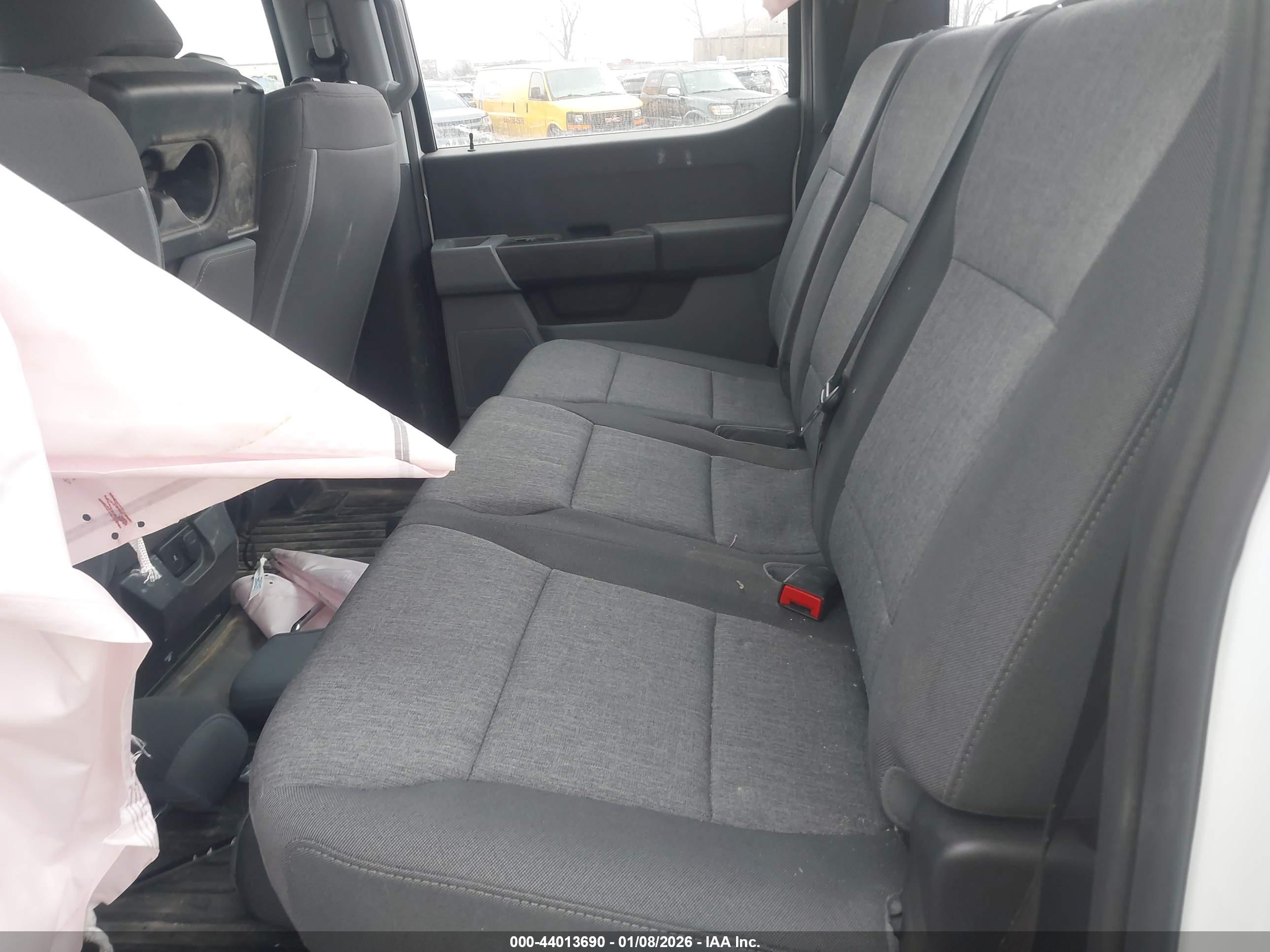 FORD F-350 image 8