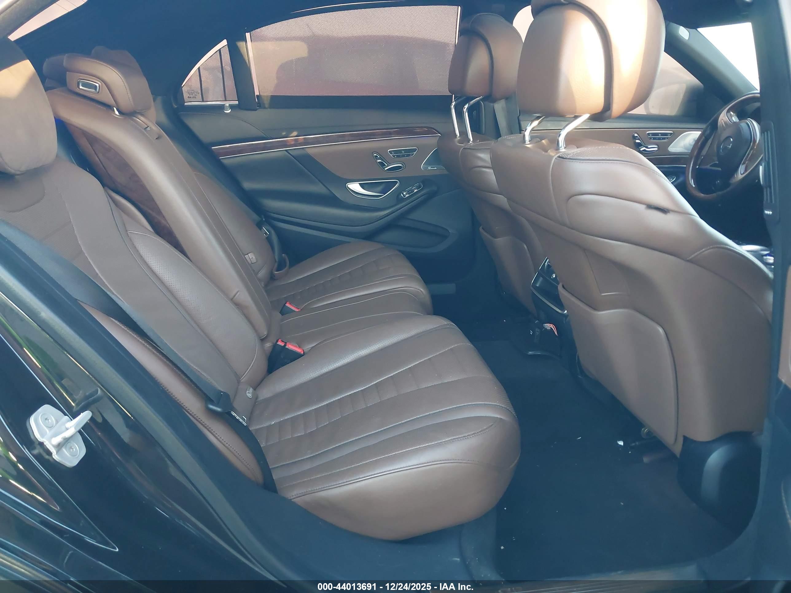 MERCEDES-BENZ S image 8