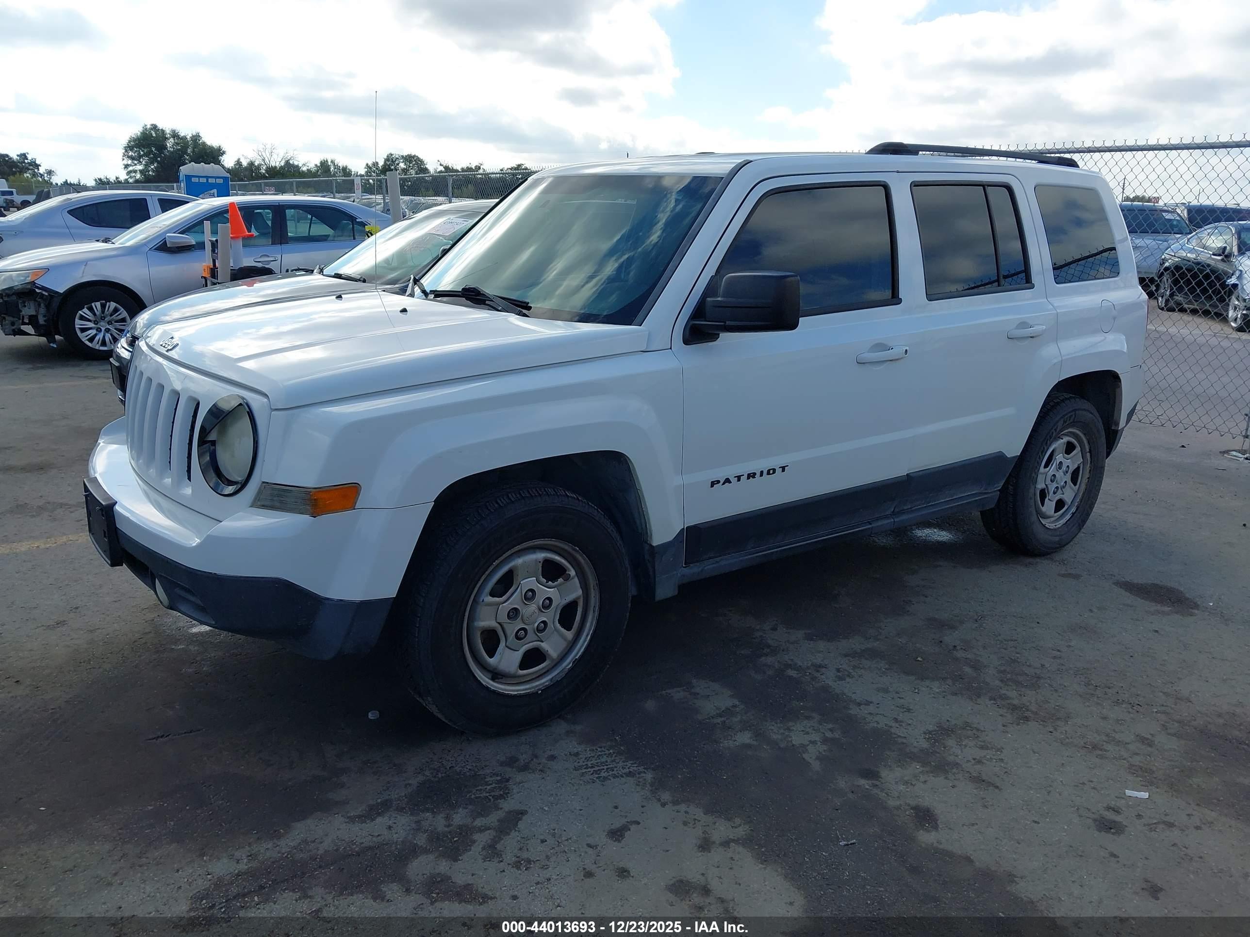 JEEP PATRIOT image 2