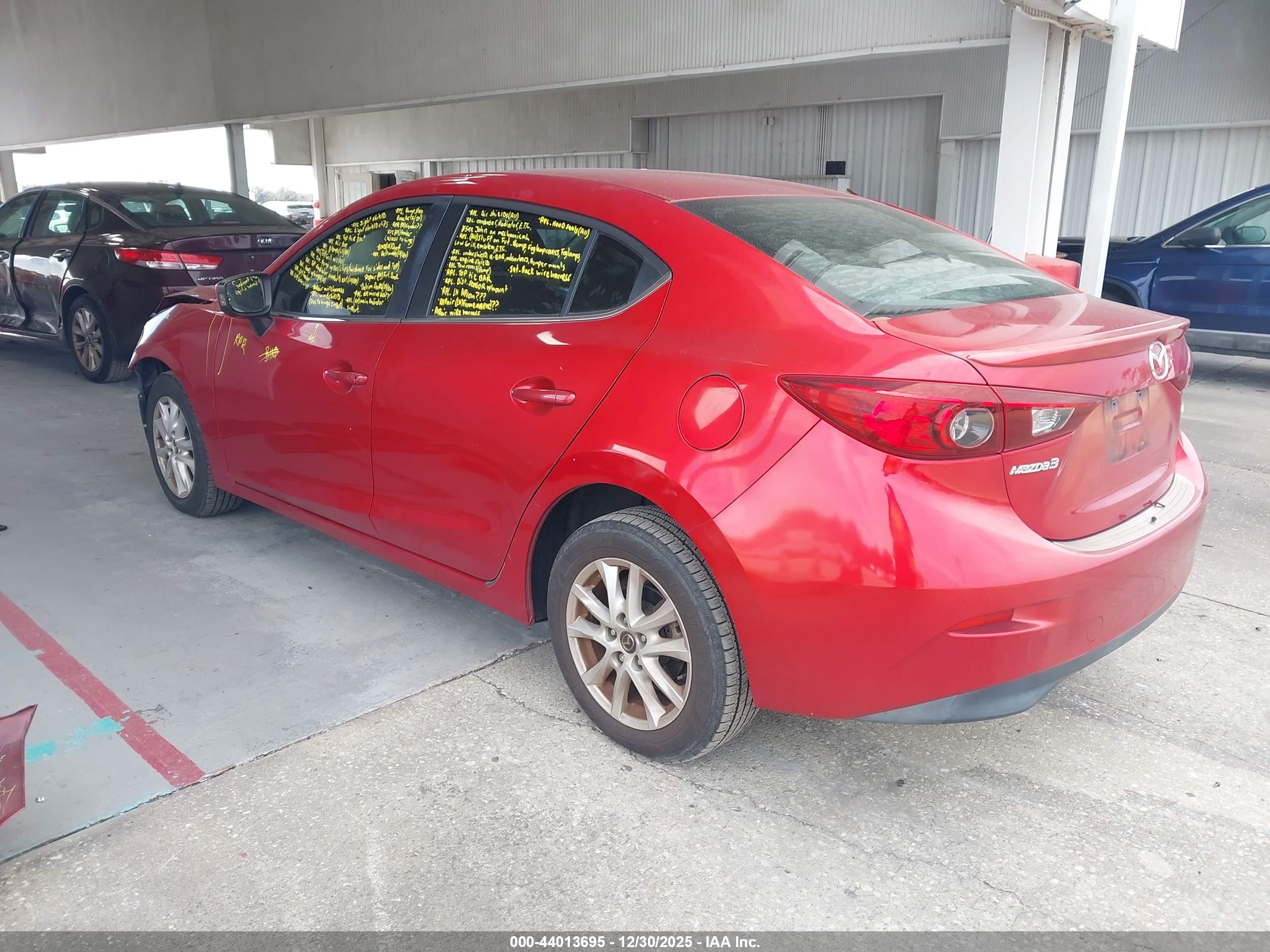 MAZDA MAZDA3 image 3