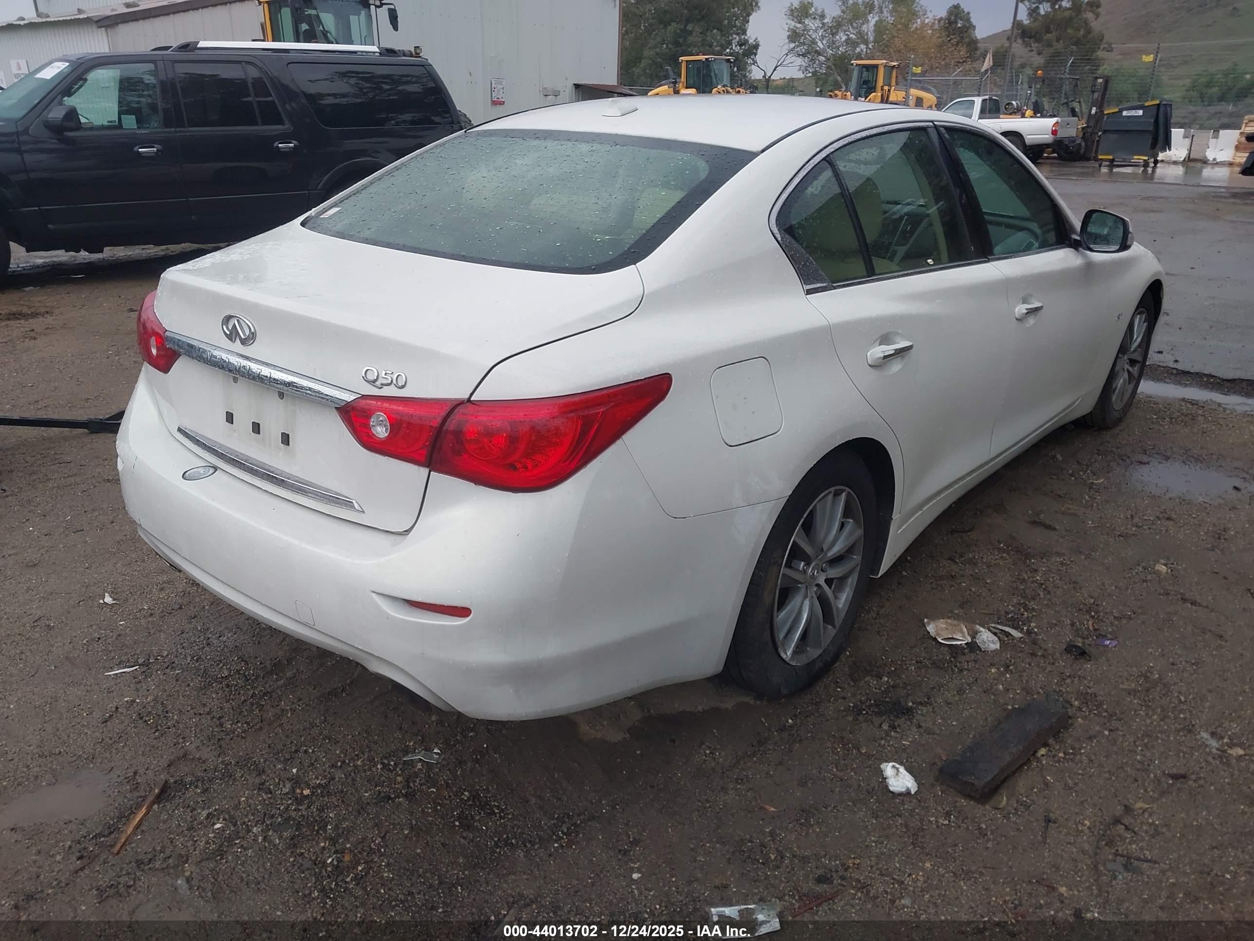 INFINITI Q50 image 4