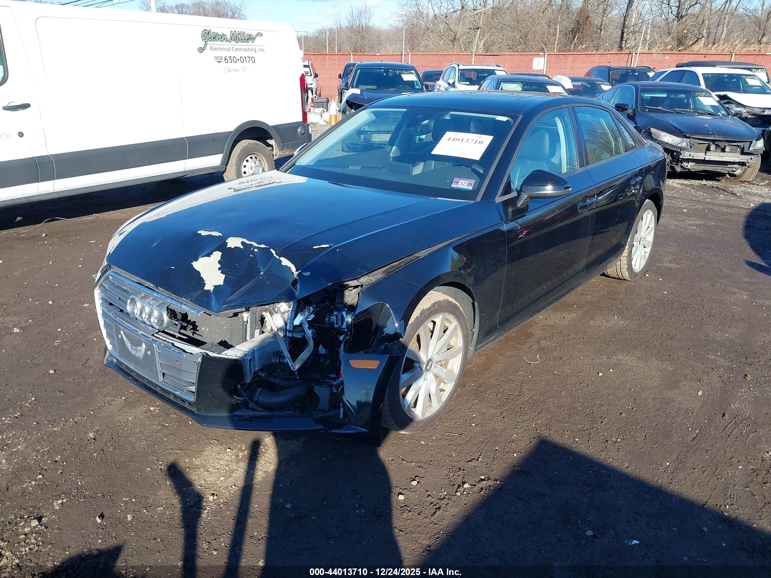 AUDI A4 image 6