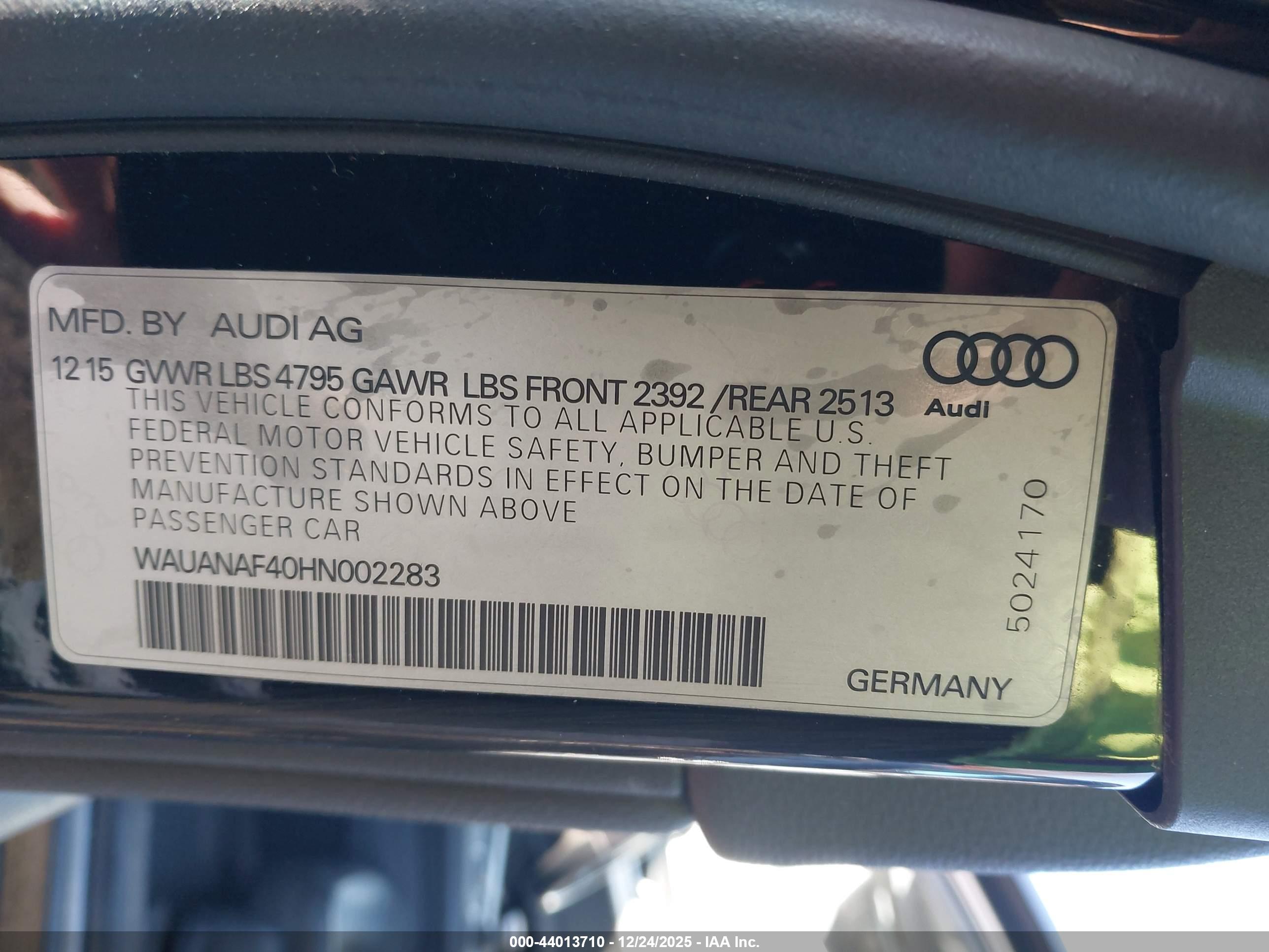 AUDI A4 image 9
