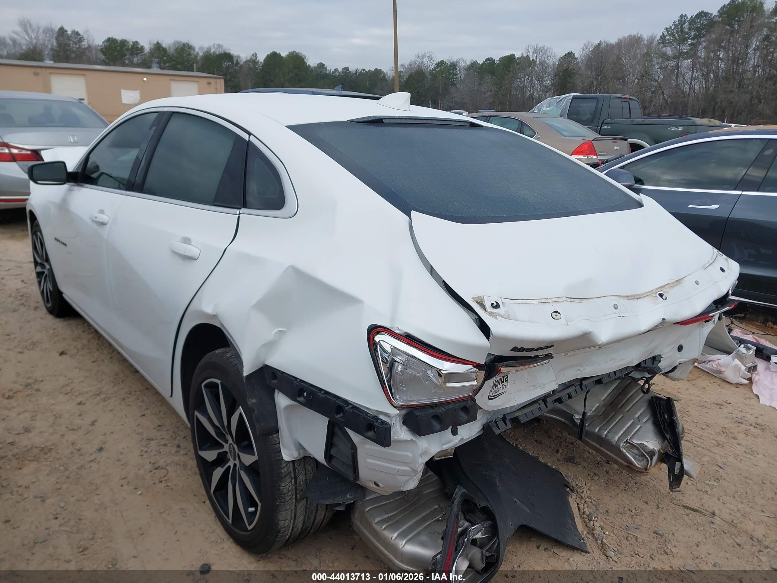 CHEVROLET MALIBU image 3