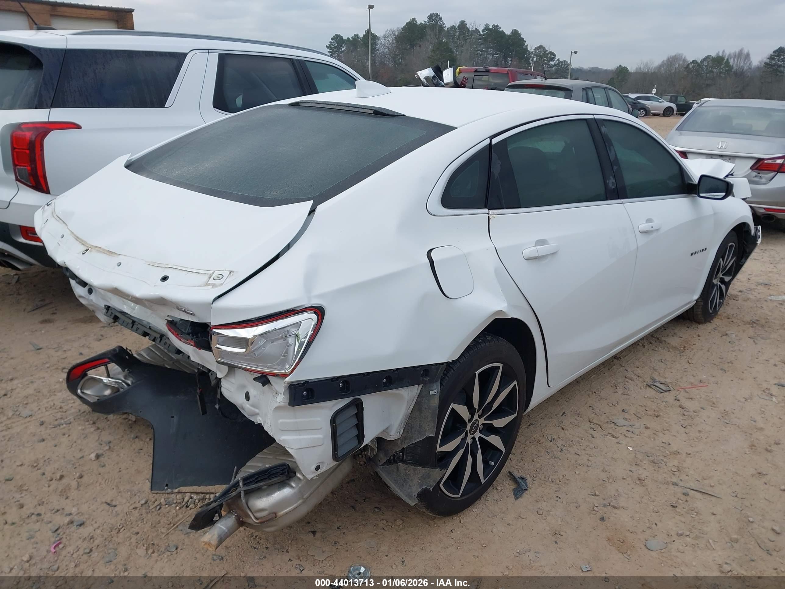 CHEVROLET MALIBU image 4