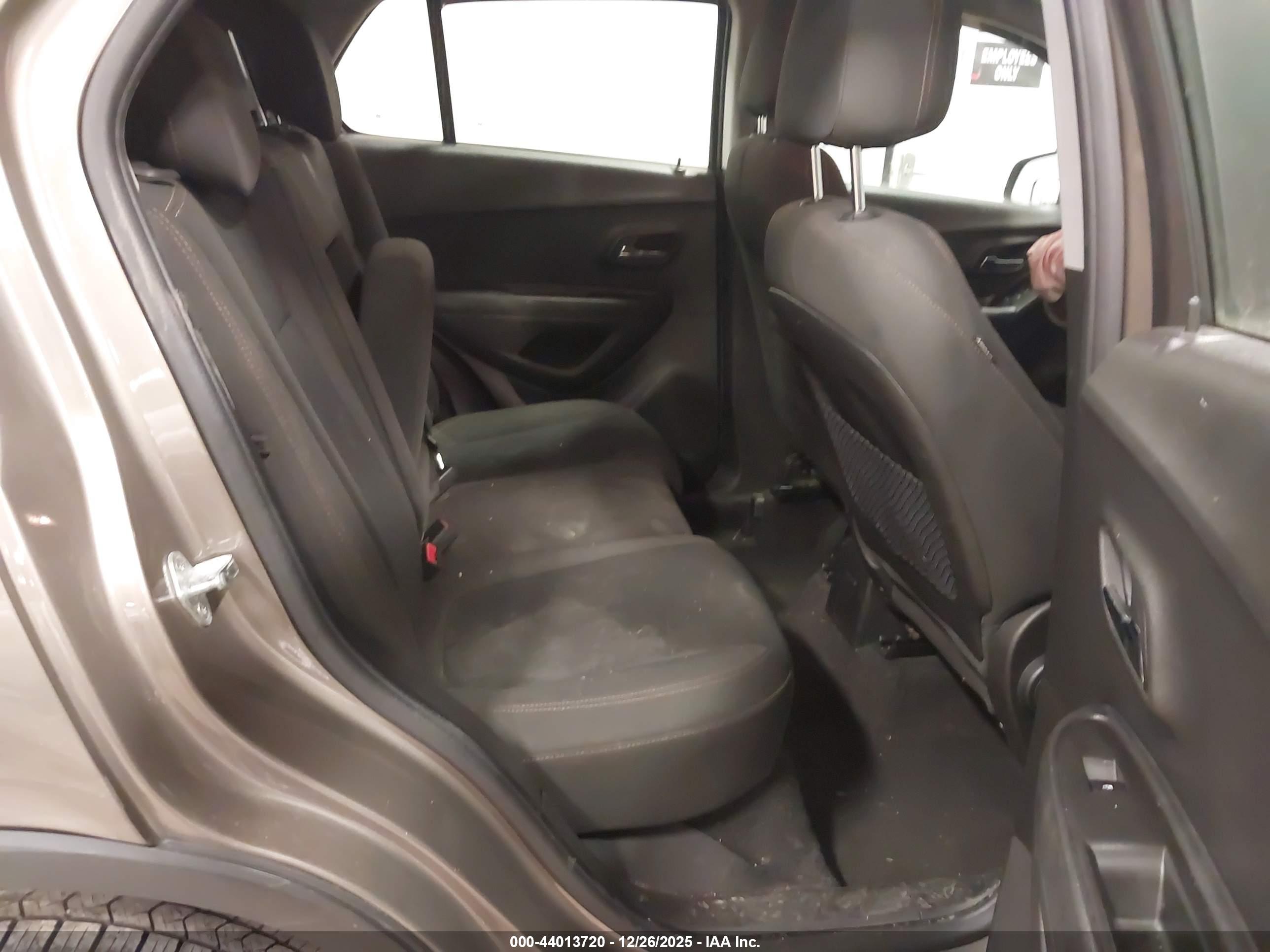 CHEVROLET TRAX image 8