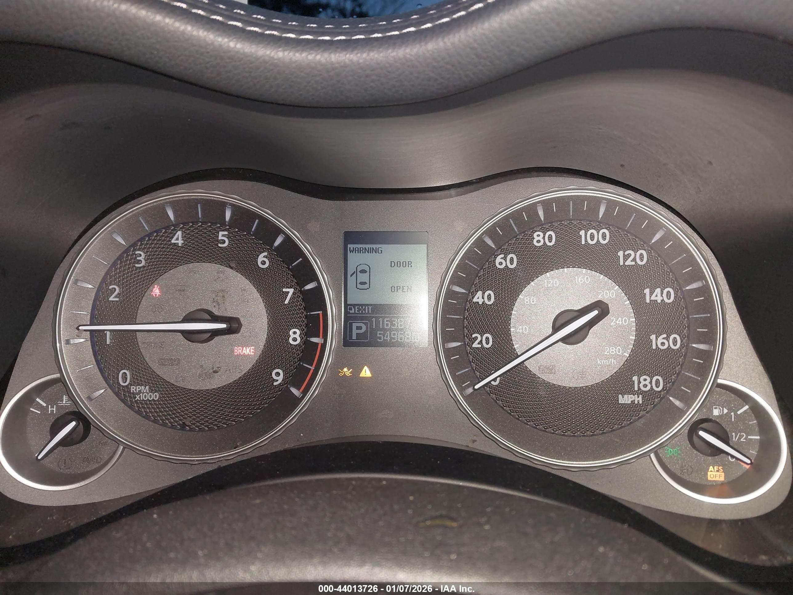 INFINITI Q70L image 7