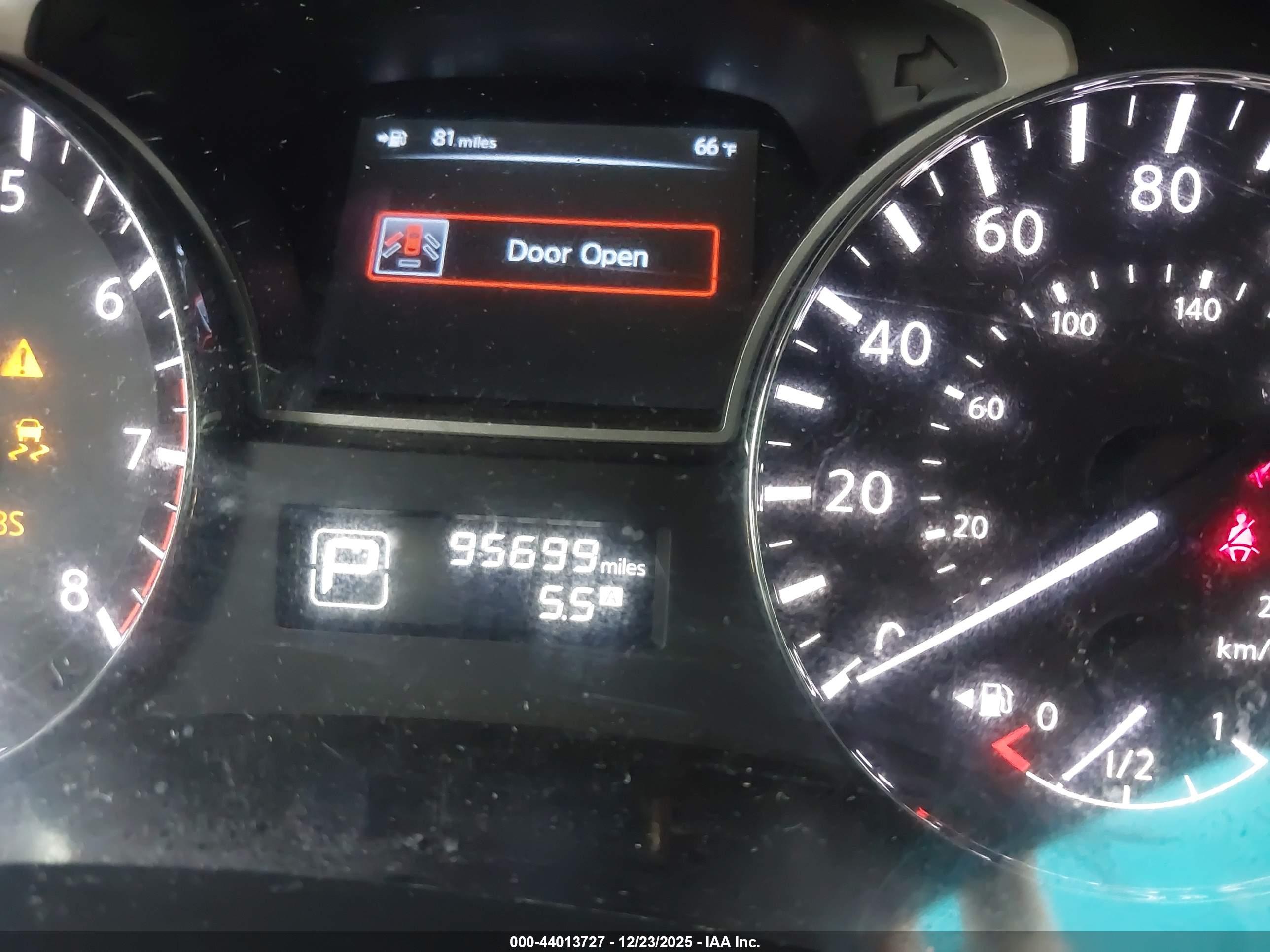 NISSAN ALTIMA image 7