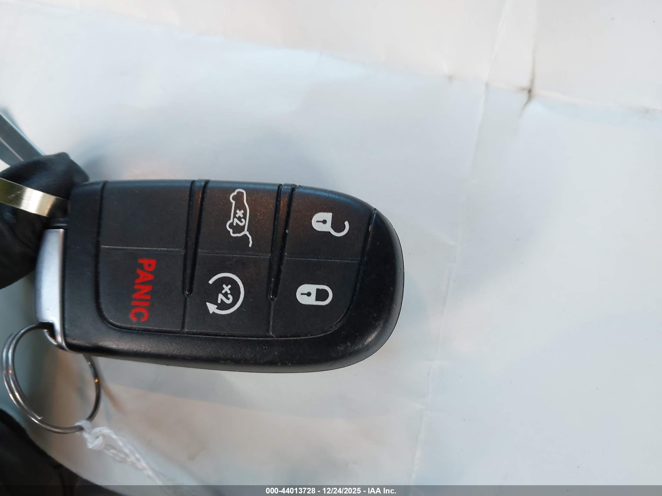 DODGE DURANGO image 11