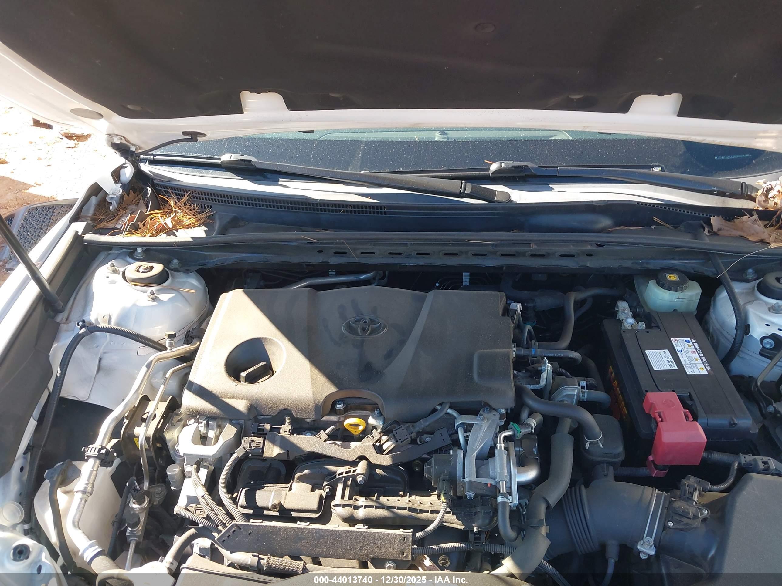 TOYOTA CAMRY image 10